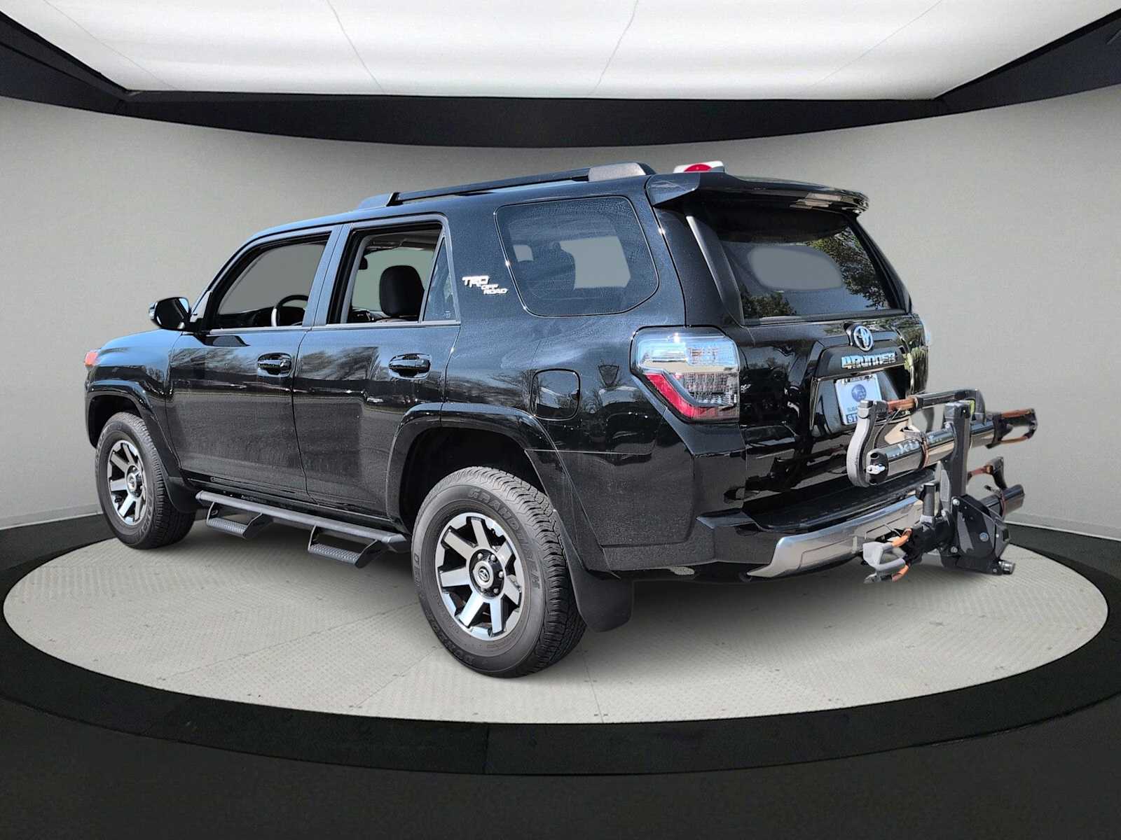Thumbnail: 2022 Toyota 4Runner - 6