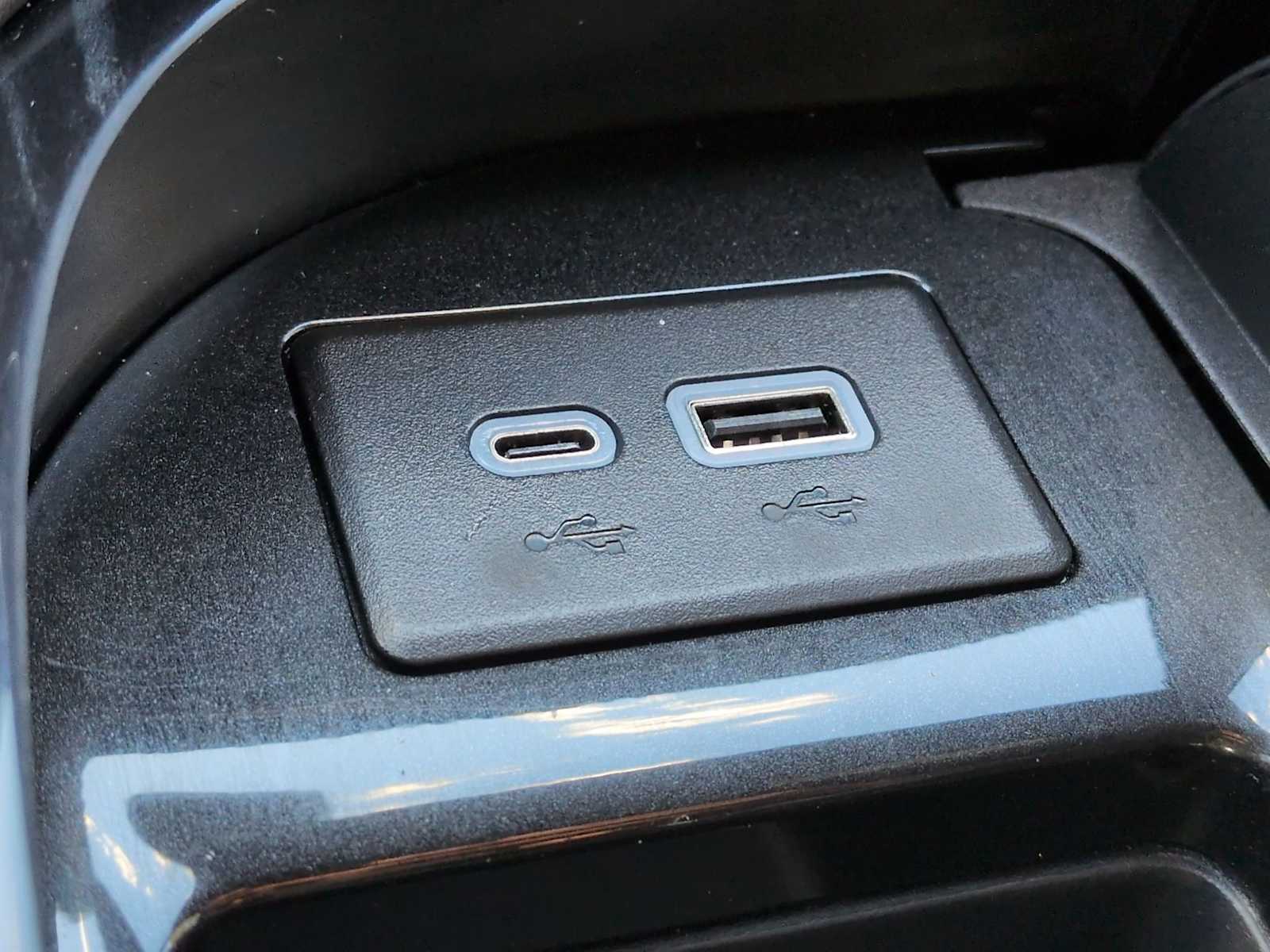 Thumbnail: 2024 Cadillac Escalade - 33