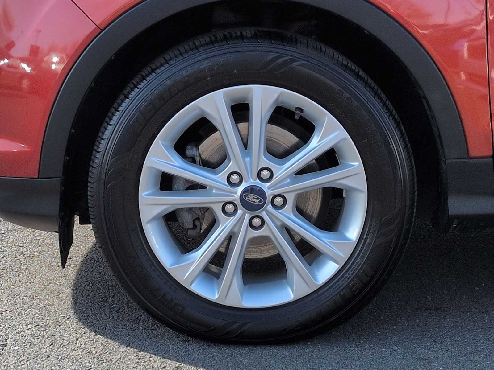 Thumbnail: 2019 Ford Escape - 14