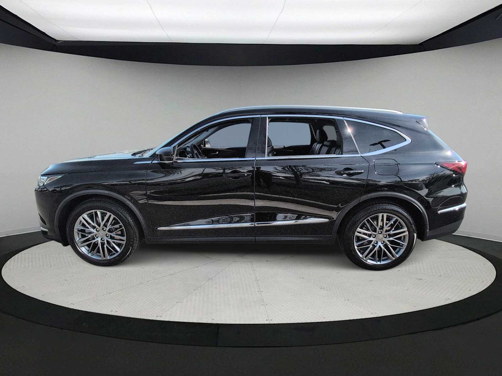 Thumbnail: 2023 Acura MDX - 5