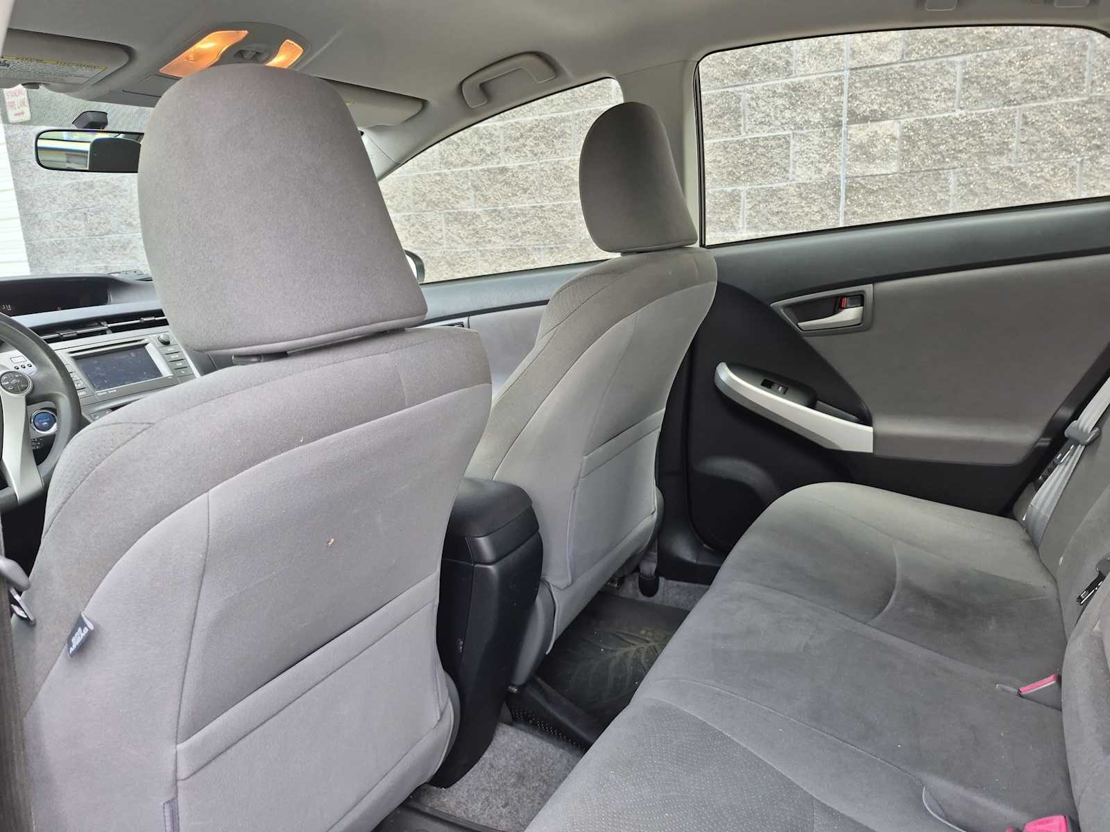 2013 Toyota Prius Plug-In Base - Photo 17