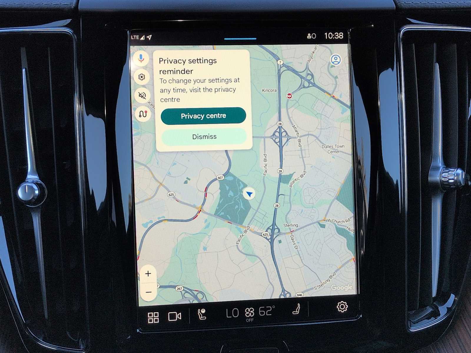 Thumbnail: 2025 Volvo XC60 - 29