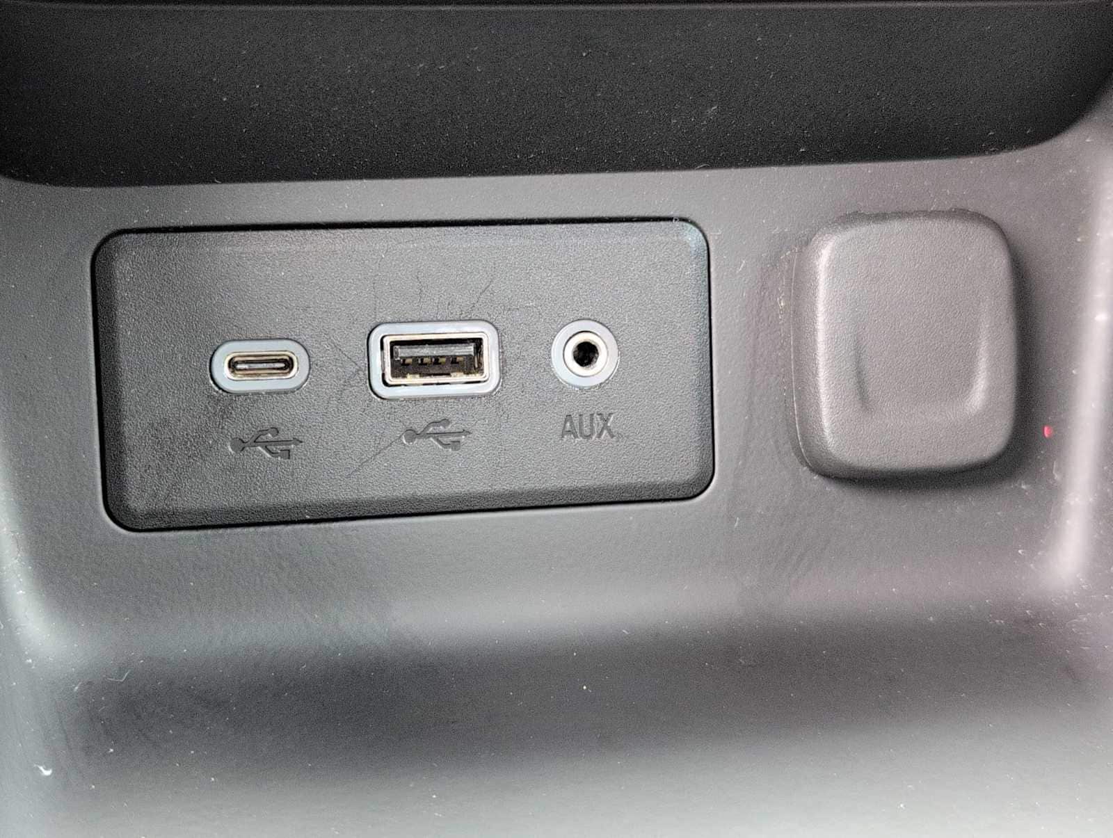 Thumbnail: 2024 GMC Terrain - 30