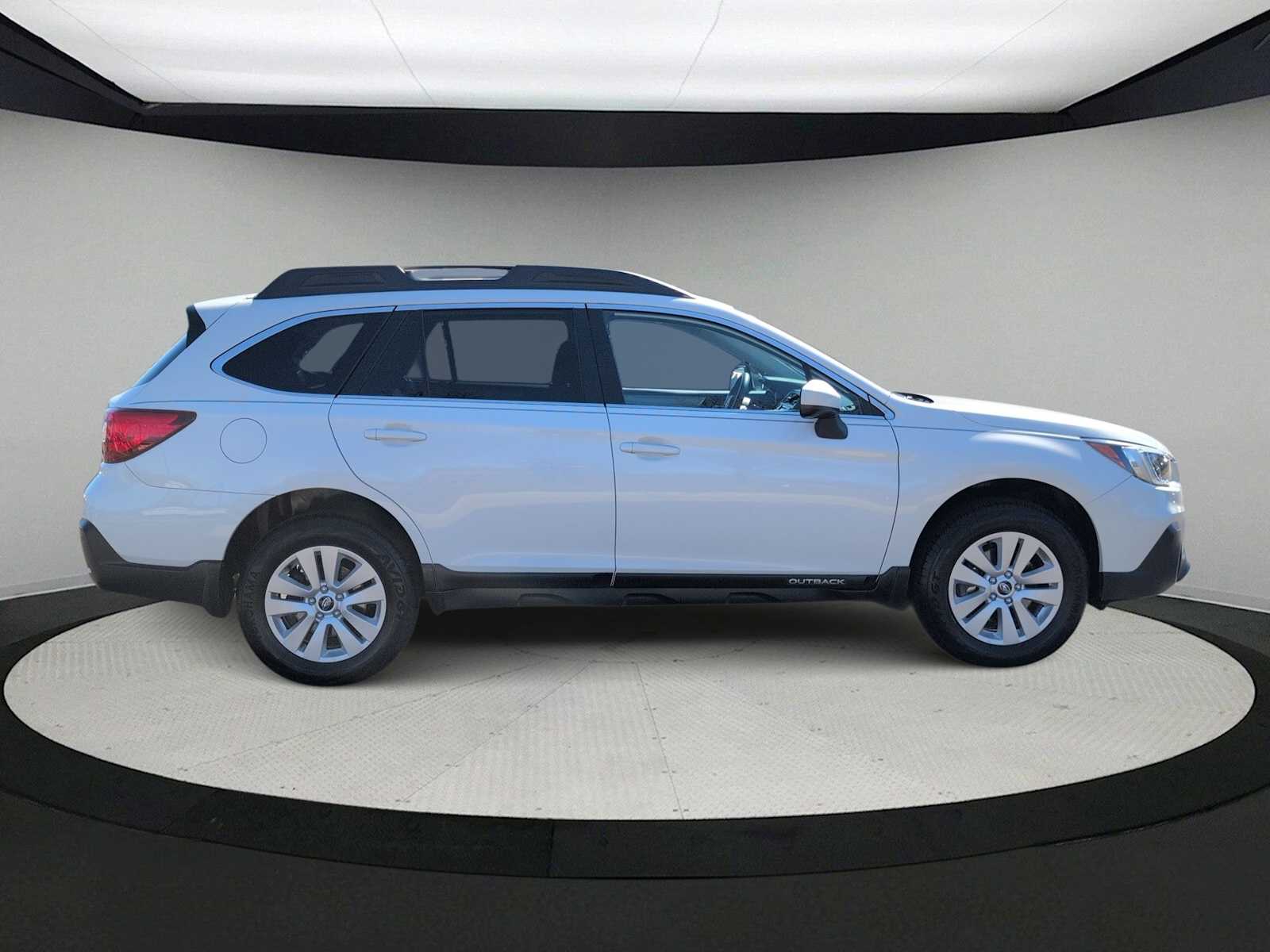 Thumbnail: 2018 Subaru Outback - 9