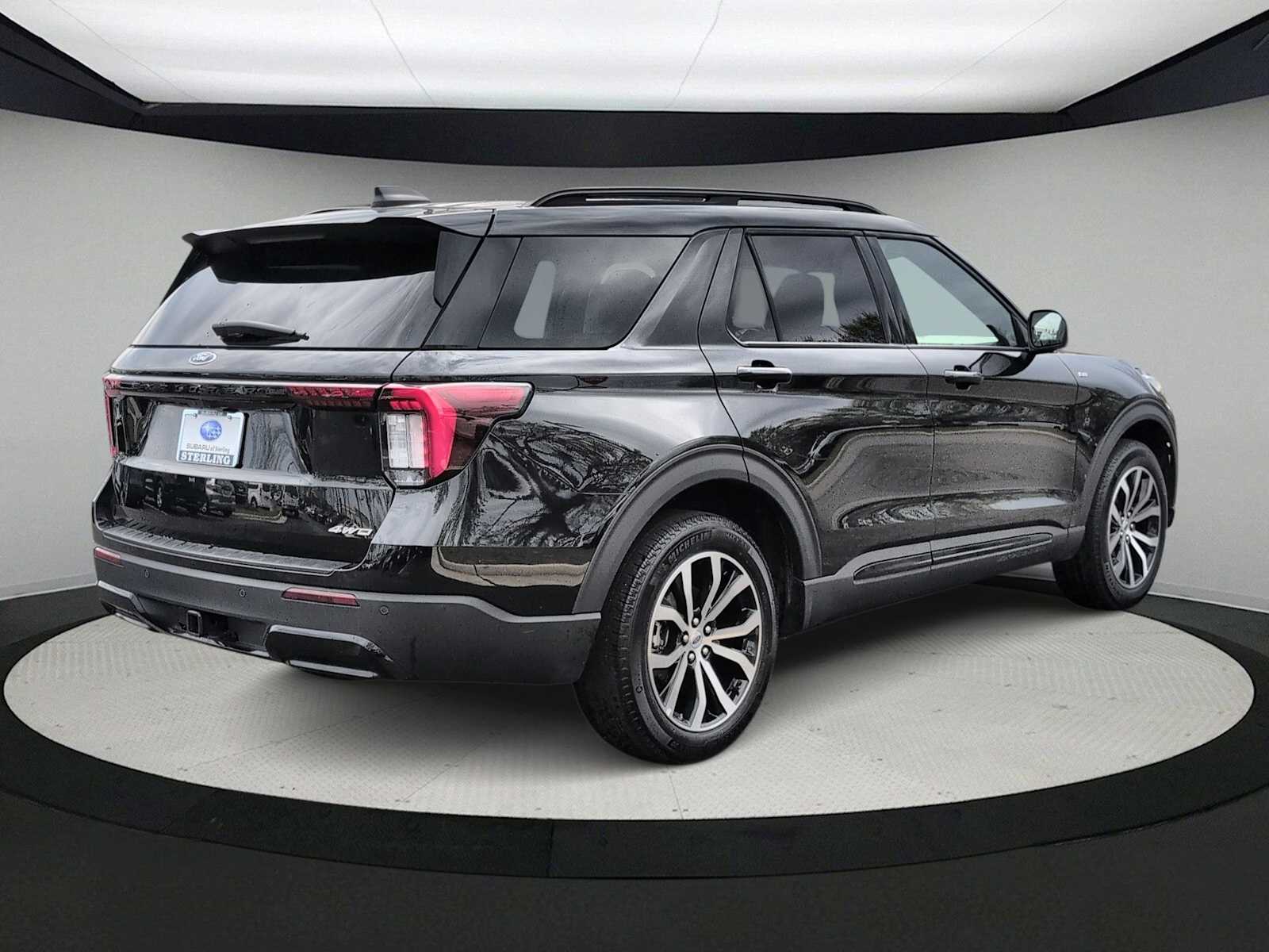 Thumbnail: 2025 Ford Explorer - 8