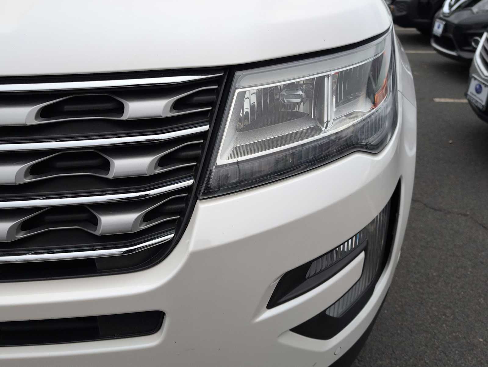 Thumbnail: 2016 Ford Explorer - 11