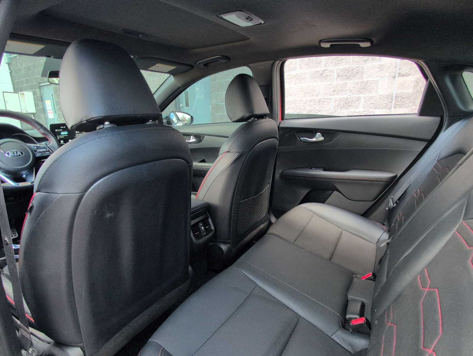 Thumbnail: 2020 Kia Forte - 18