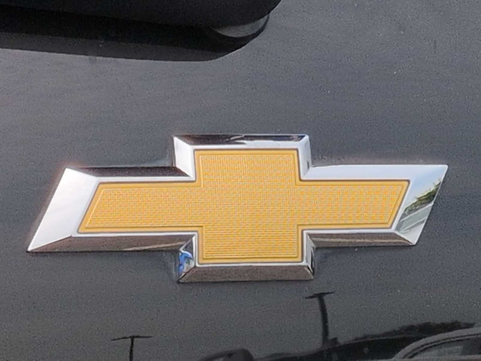Thumbnail: 2021 Chevrolet Bolt EV - 11
