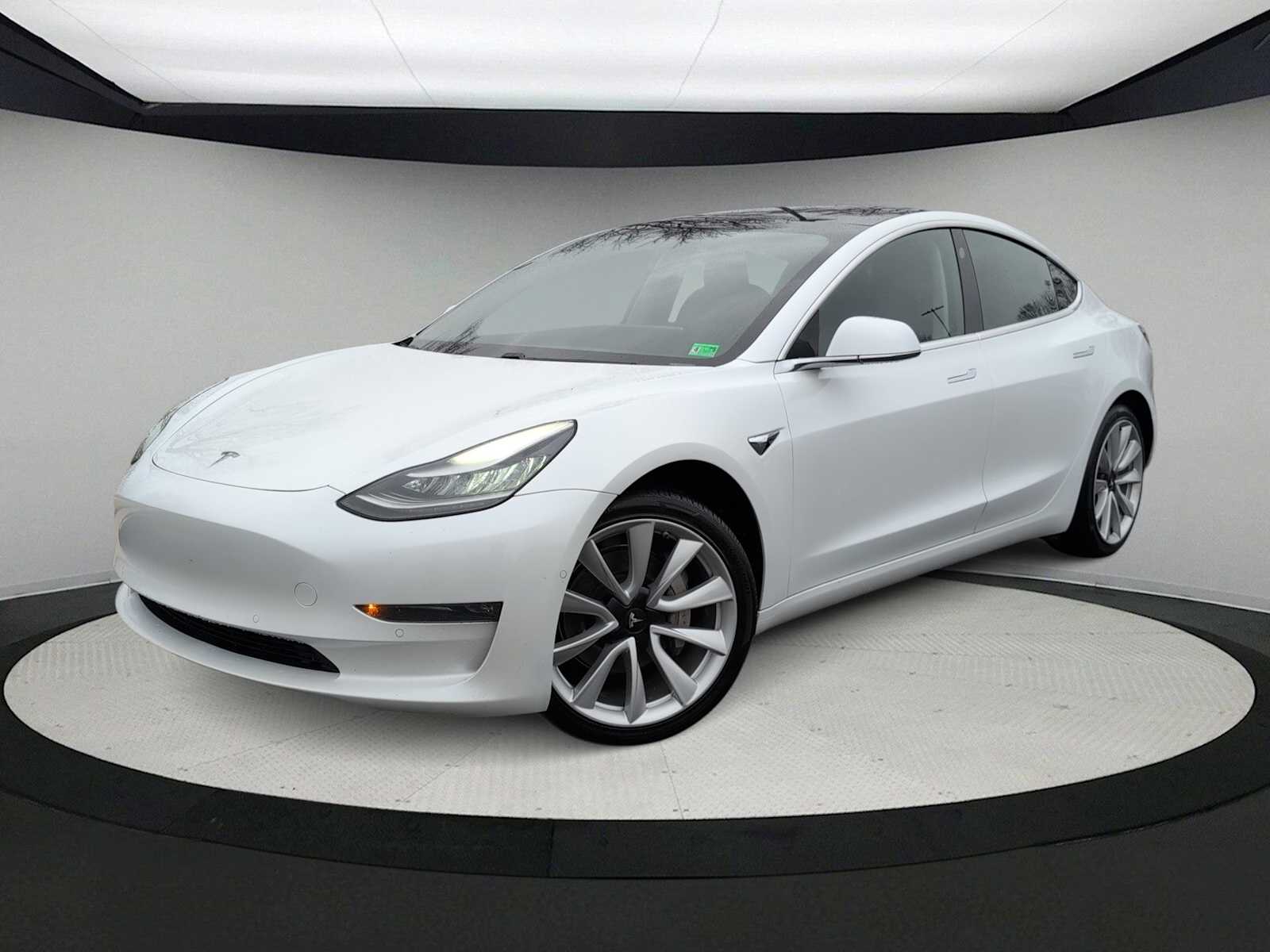 2019 Tesla Model 3 Standard Range -
                  Sterling, VA