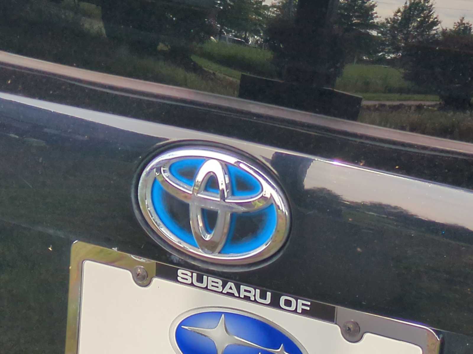 Thumbnail: 2016 Toyota Prius - 5