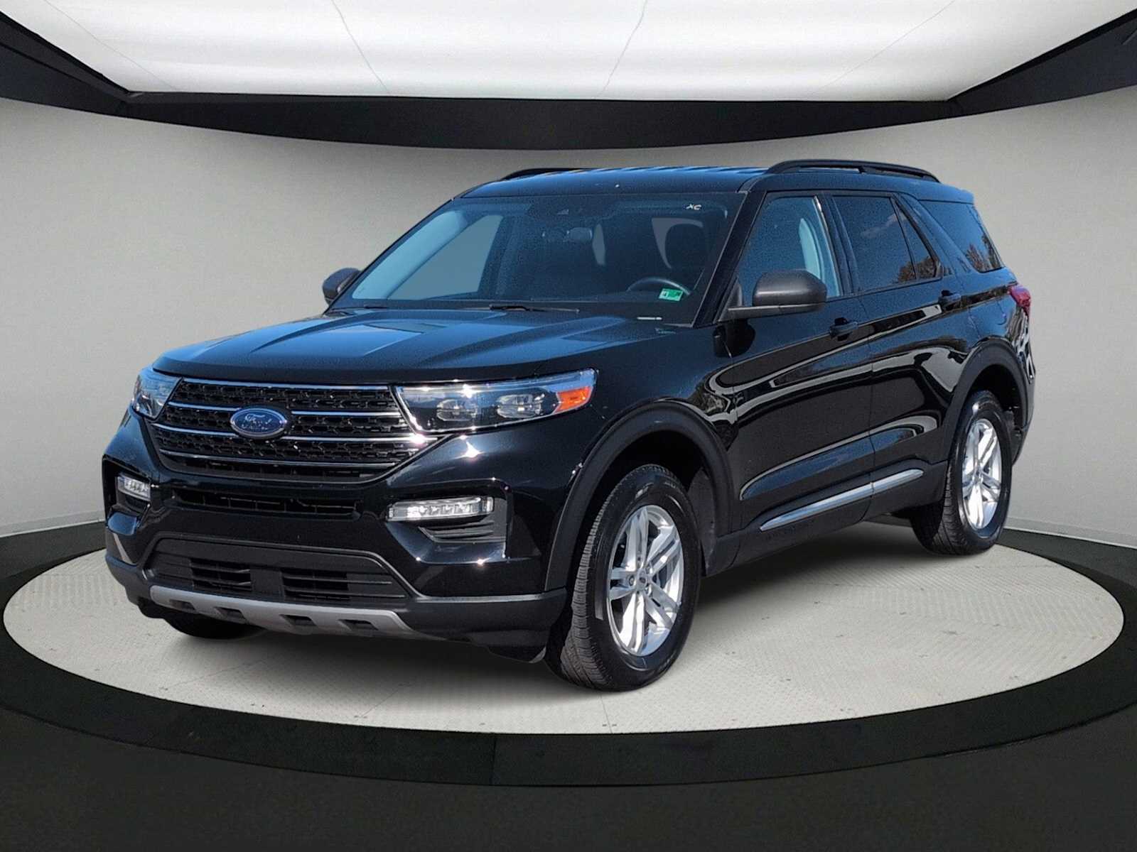 Thumbnail: 2023 Ford Explorer - 4