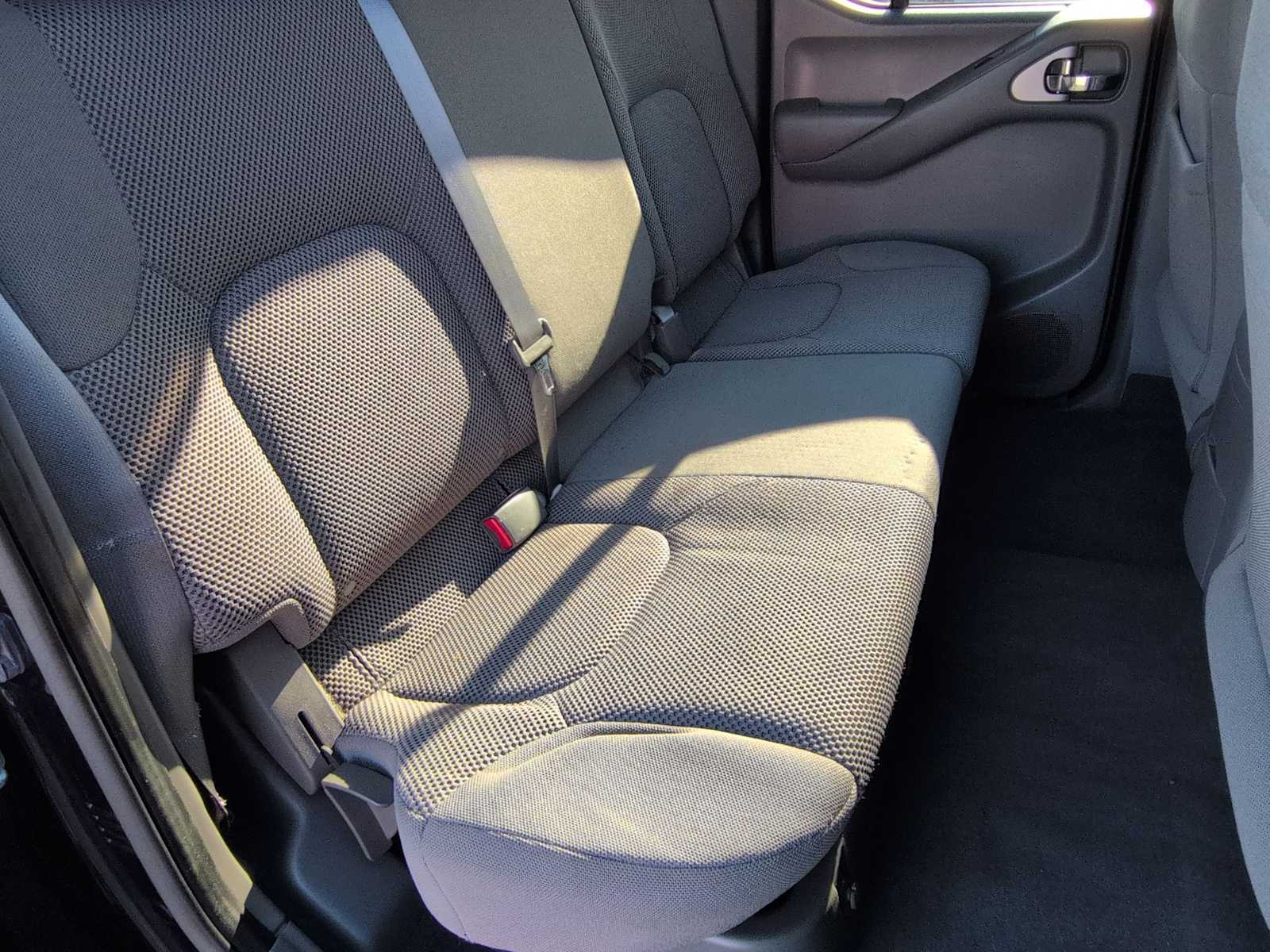 Thumbnail: 2021 Nissan Frontier - 21