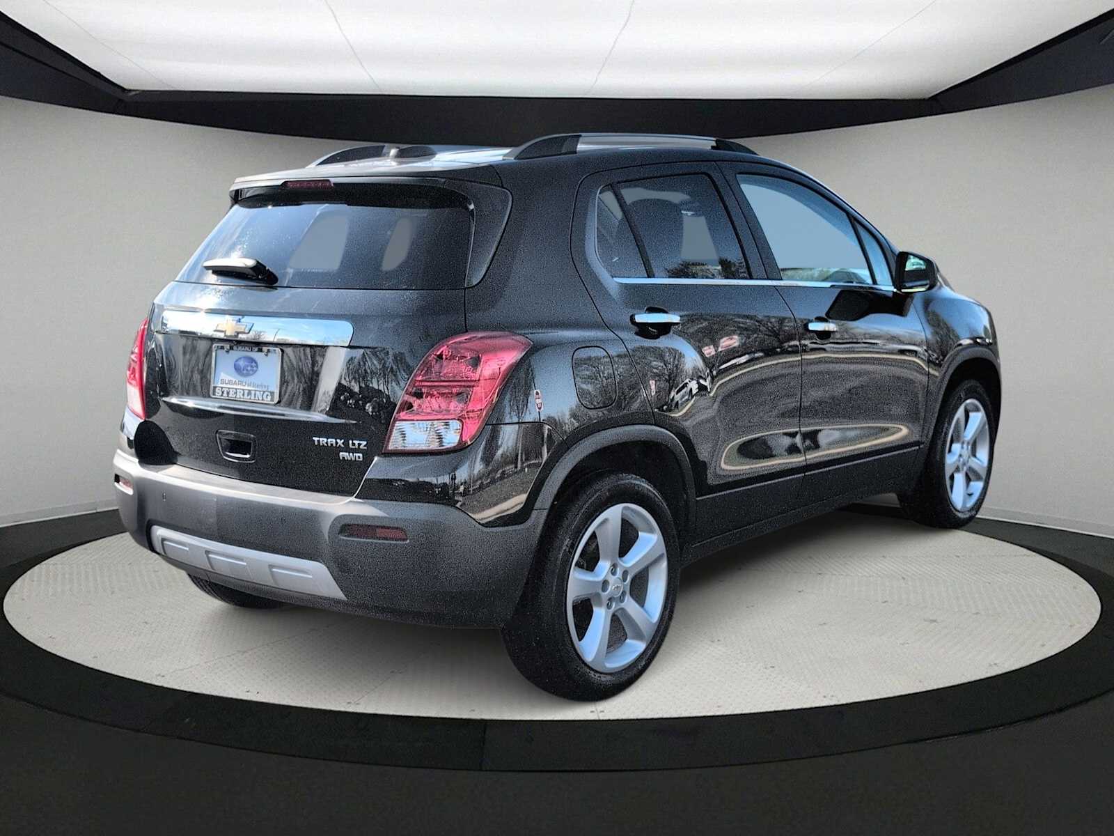 Thumbnail: 2015 Chevrolet Trax - 8