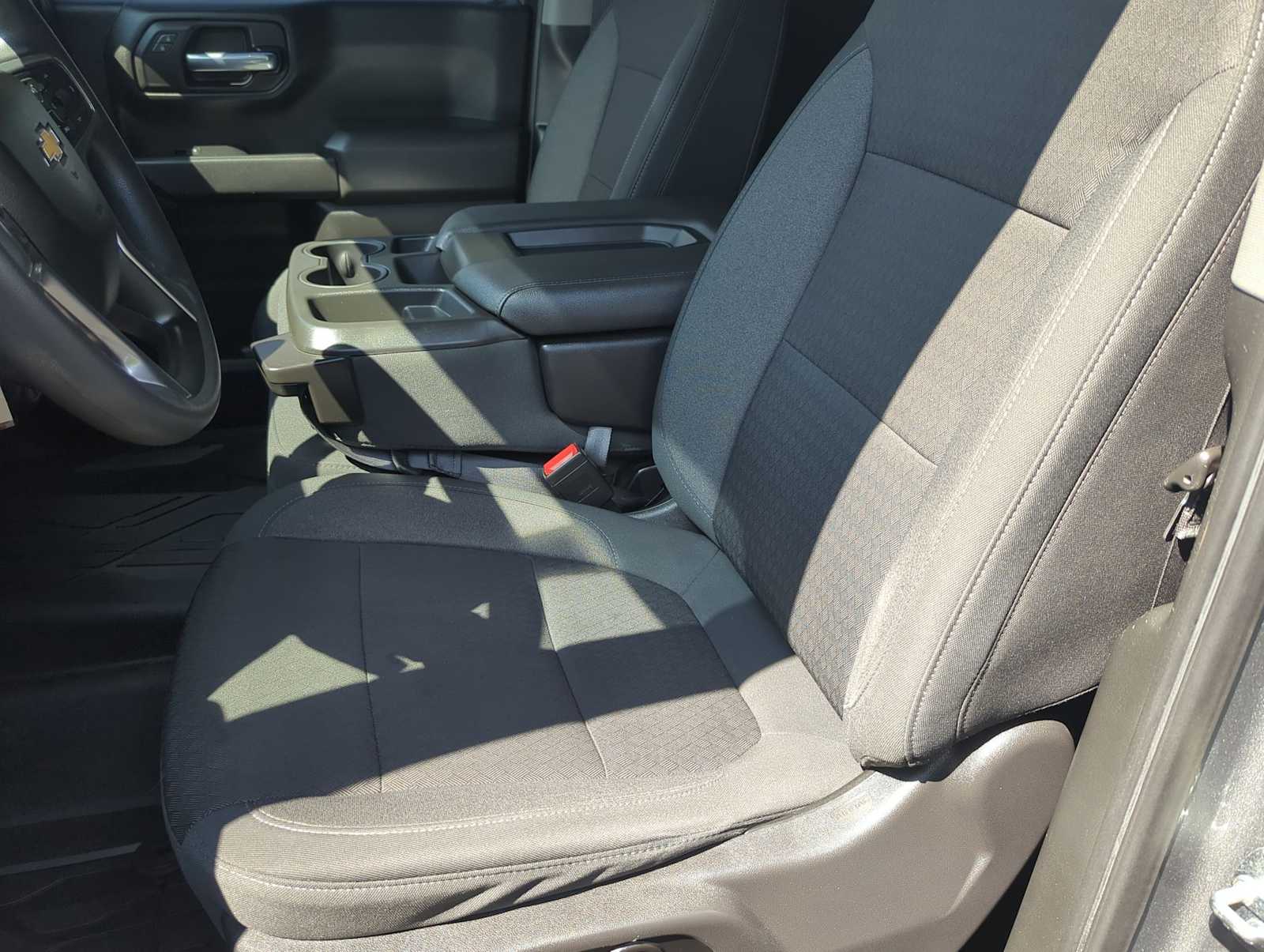 Thumbnail: 2022 Chevrolet Silverado 1500 - 17