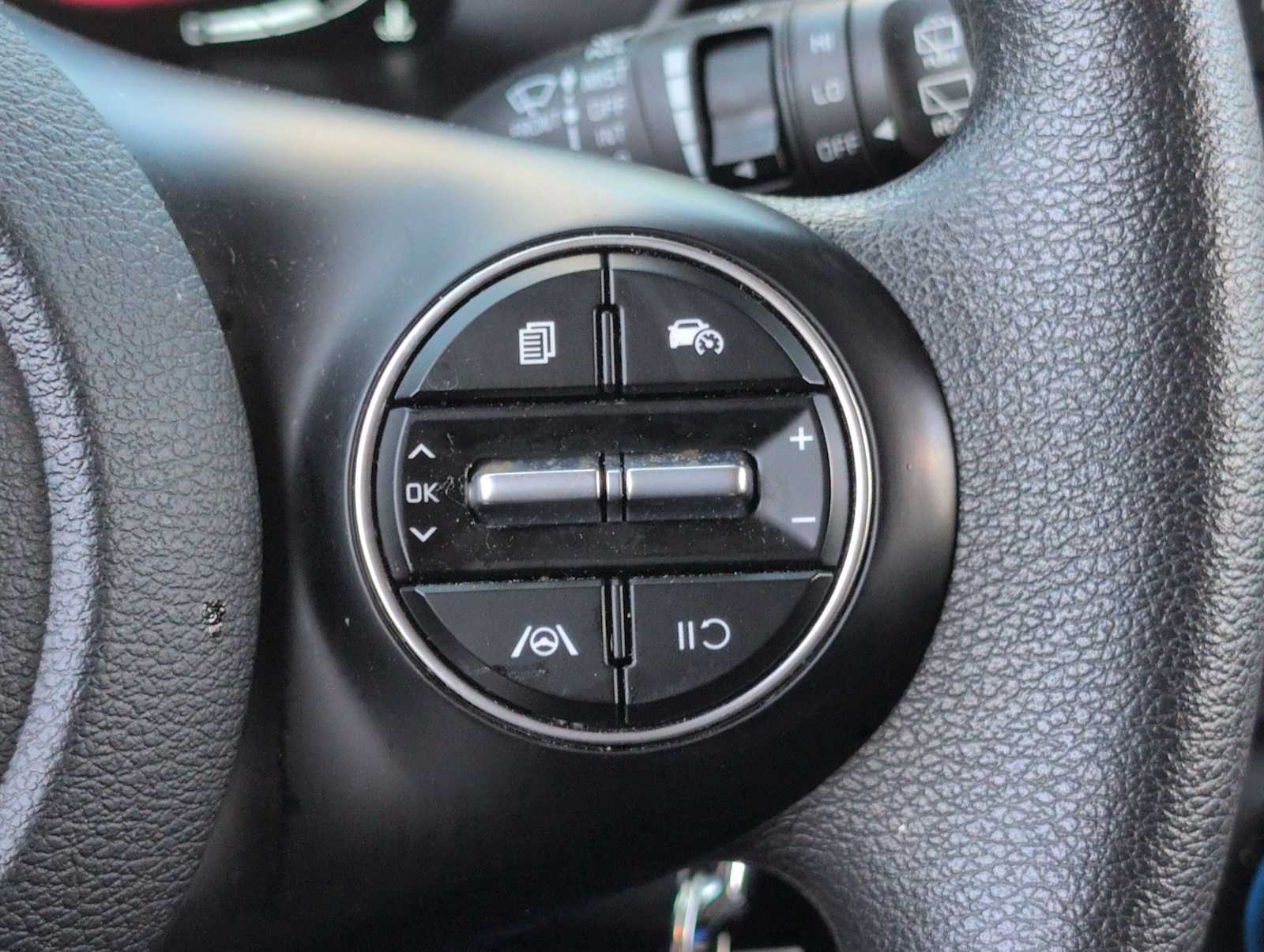 Thumbnail: 2025 Kia Soul - 23