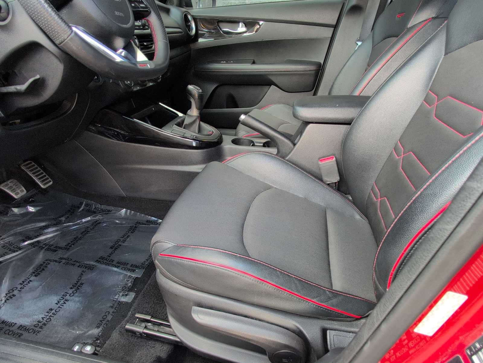 Thumbnail: 2020 Kia Forte - 17