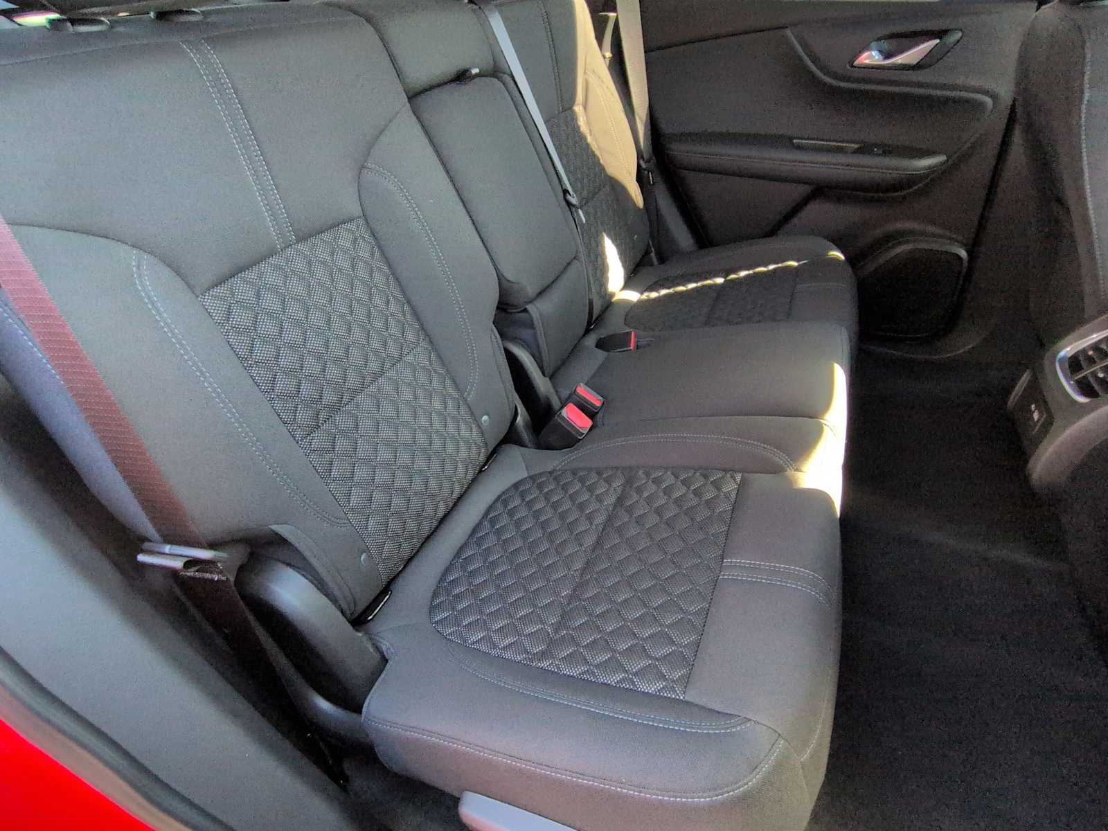 Thumbnail: 2022 Chevrolet Blazer - 21