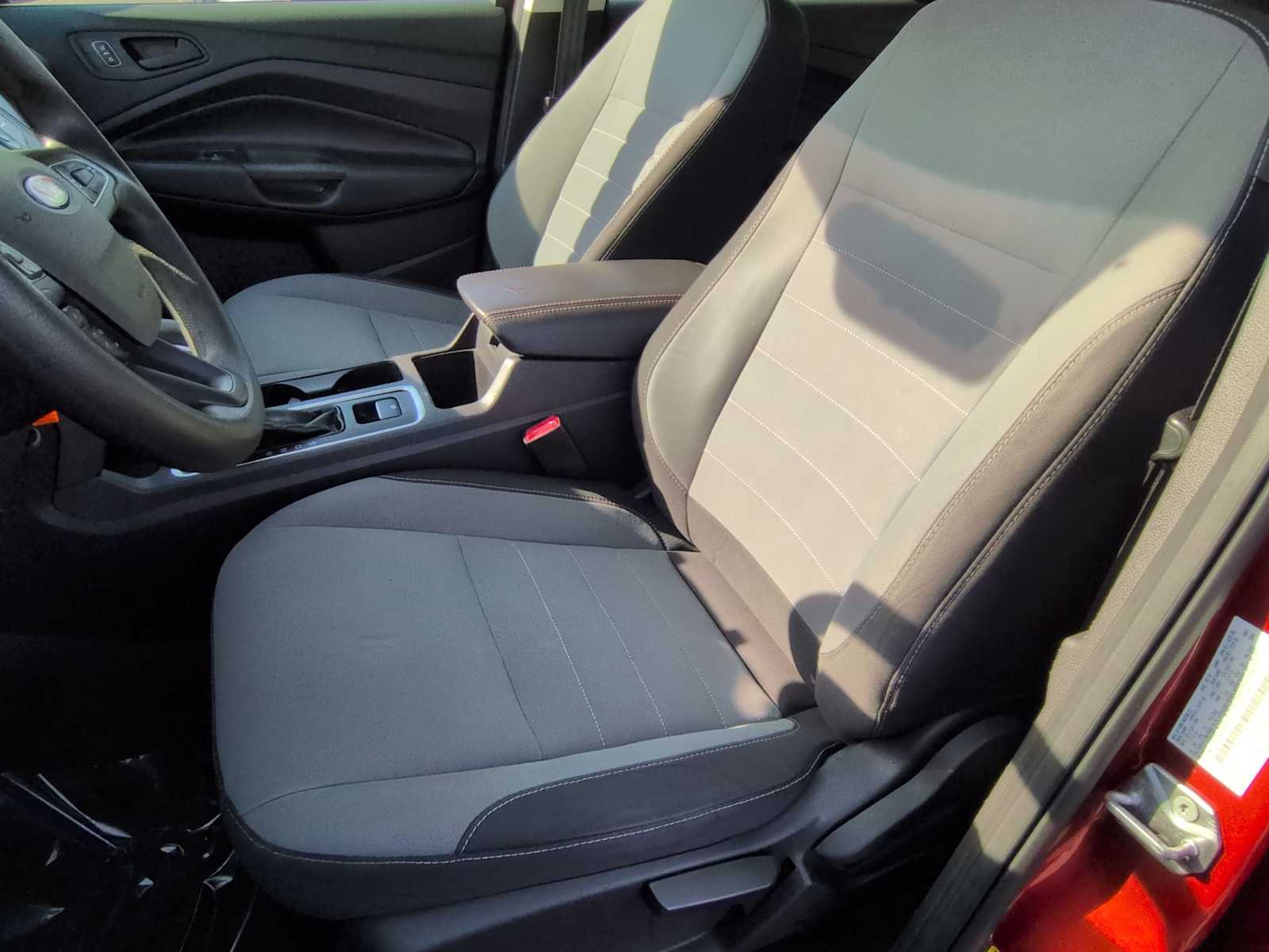 Thumbnail: 2019 Ford Escape - 17