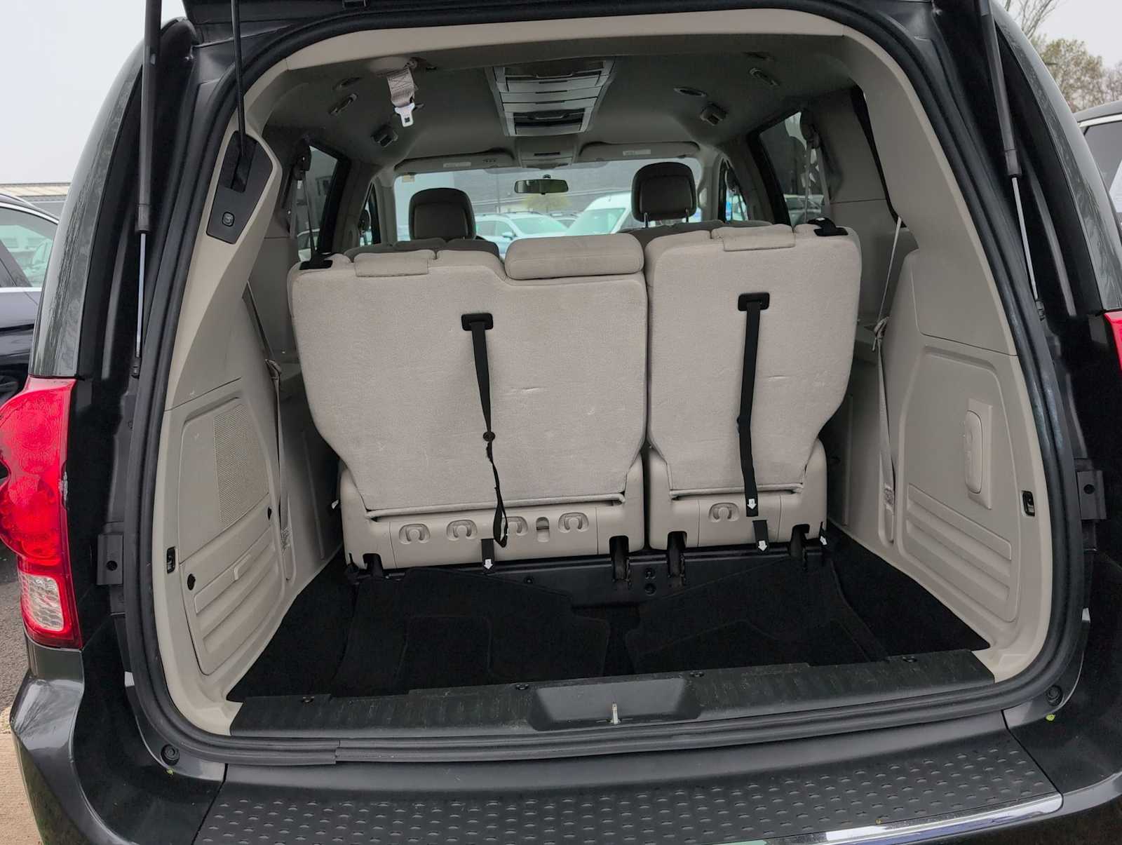 Thumbnail: 2012 Dodge Grand Caravan - 30