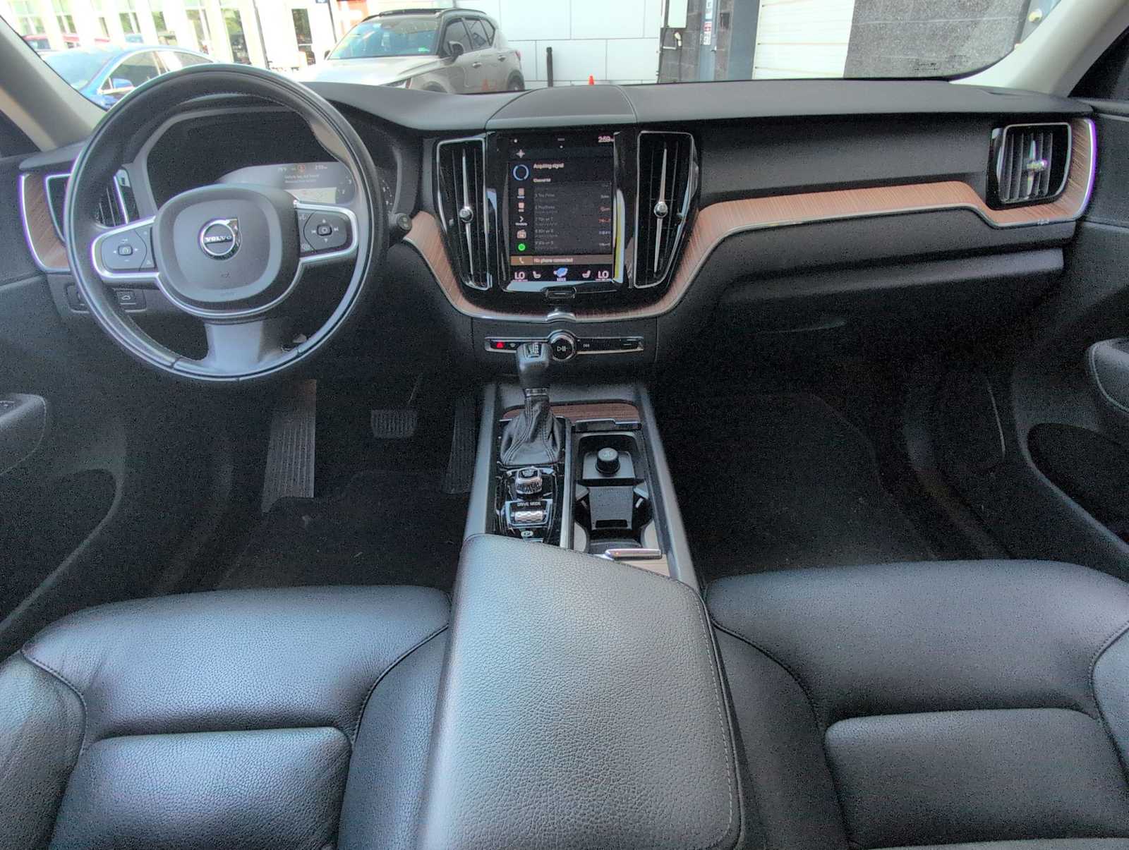 Thumbnail: 2021 Volvo XC60 - 15