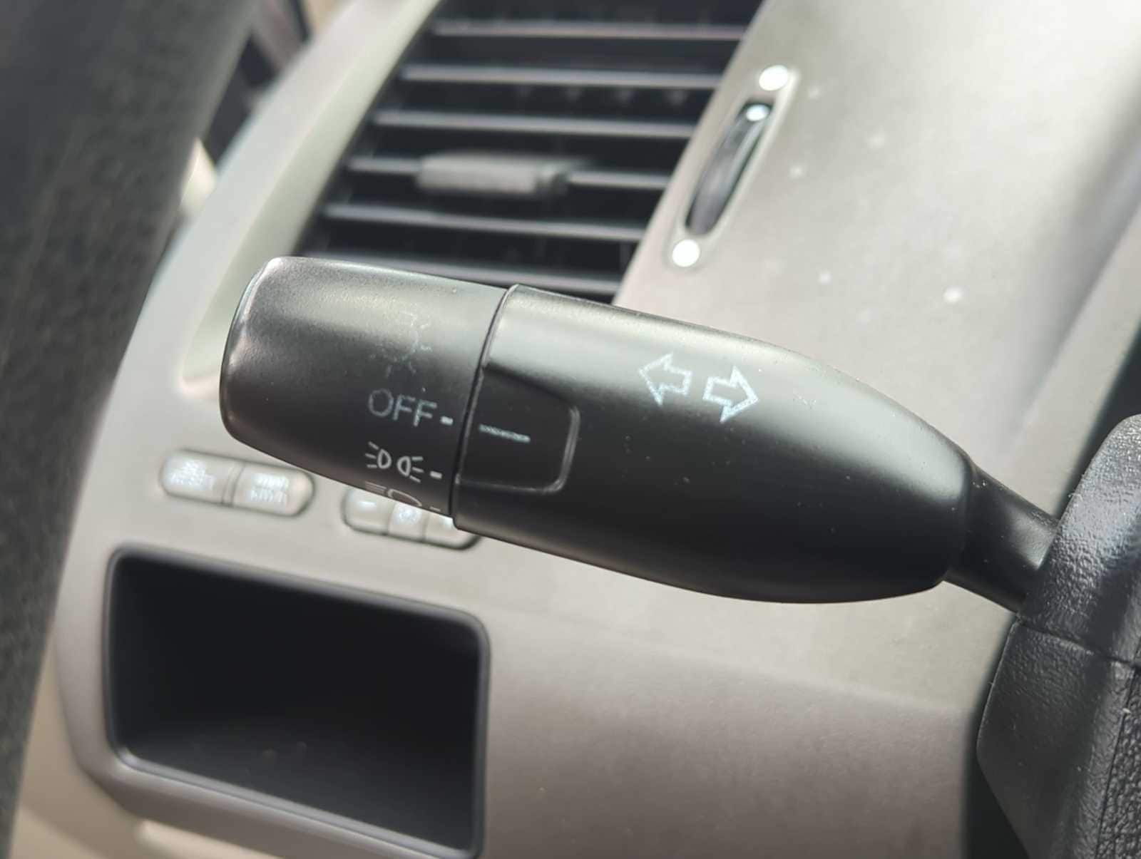 Thumbnail: 2011 Honda Civic - 26