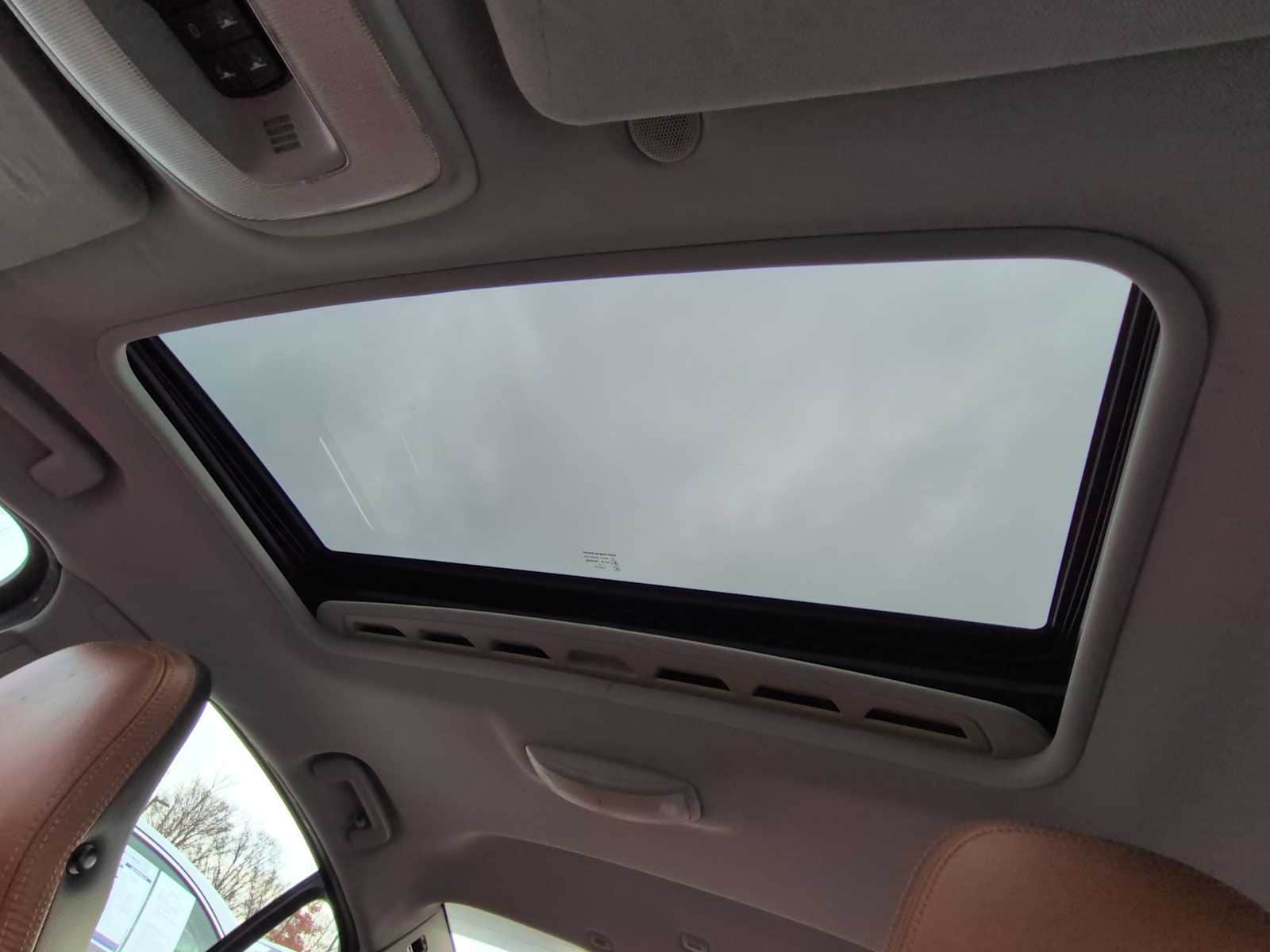 Thumbnail: 2013 Volvo S60 - 19