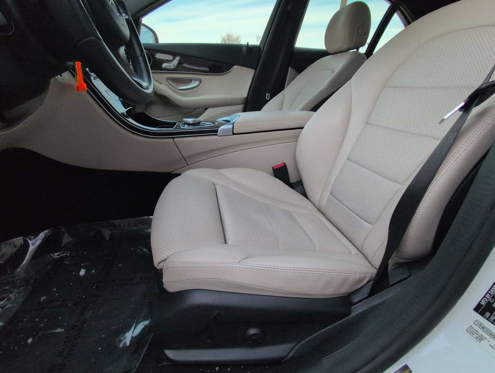 Thumbnail: 2018 Mercedes-Benz C-Class - 16