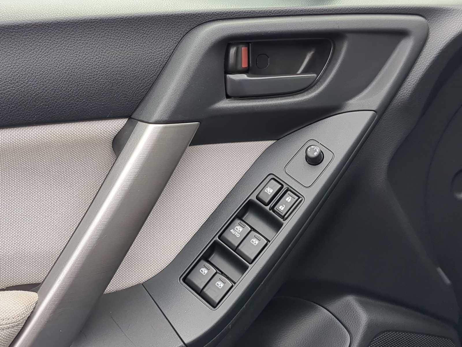 Thumbnail: 2015 Subaru Forester - 18
