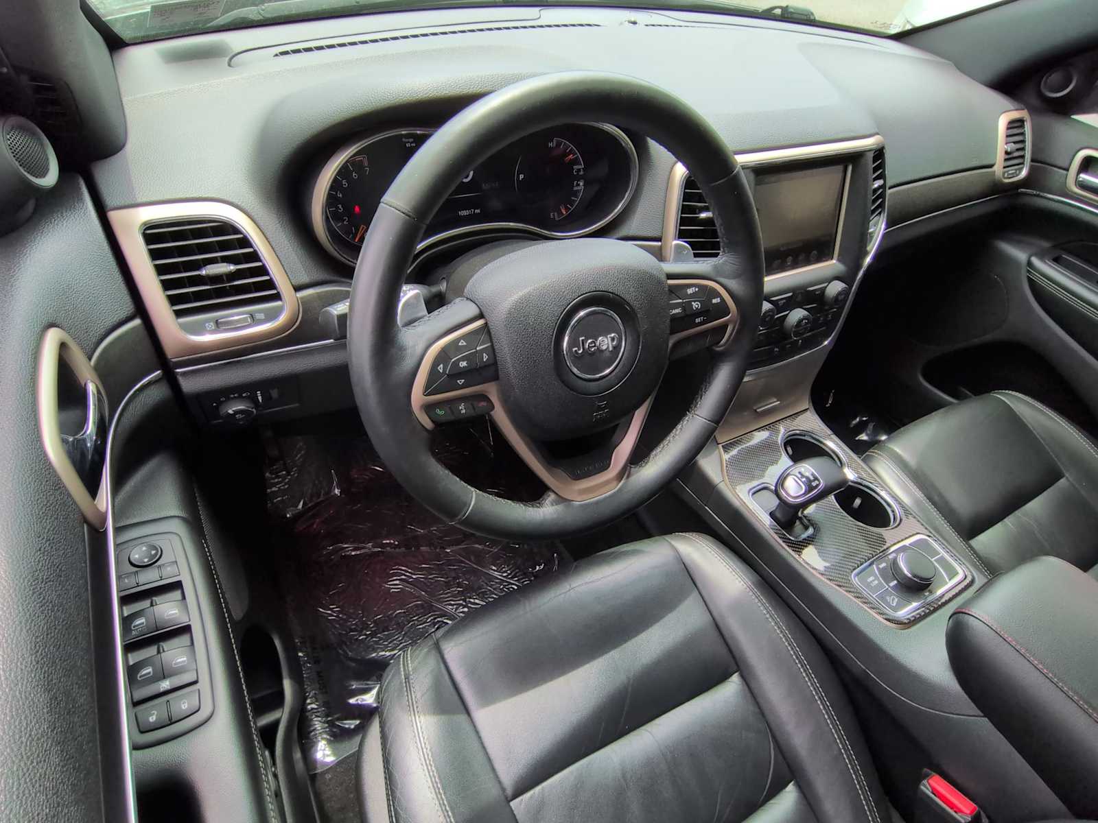 Thumbnail: 2015 Jeep Grand Cherokee - 10