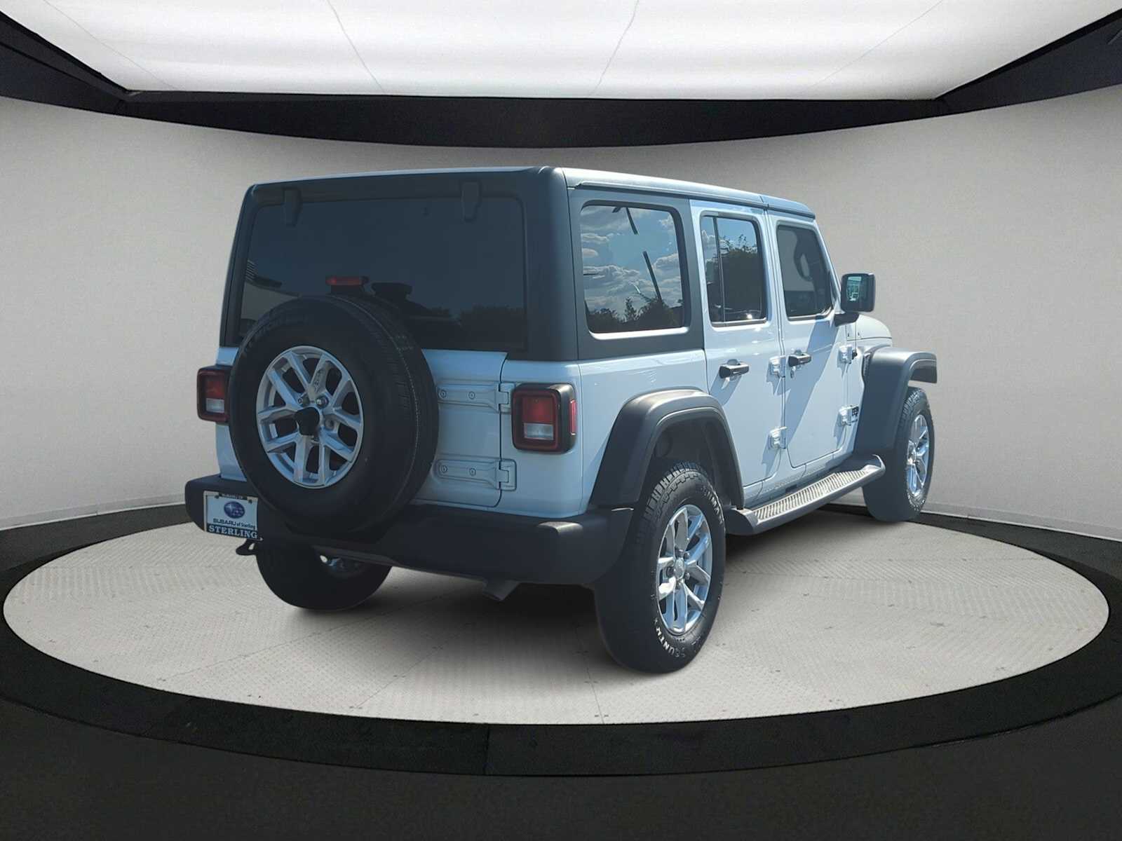 Thumbnail: 2023 Jeep Wrangler - 8