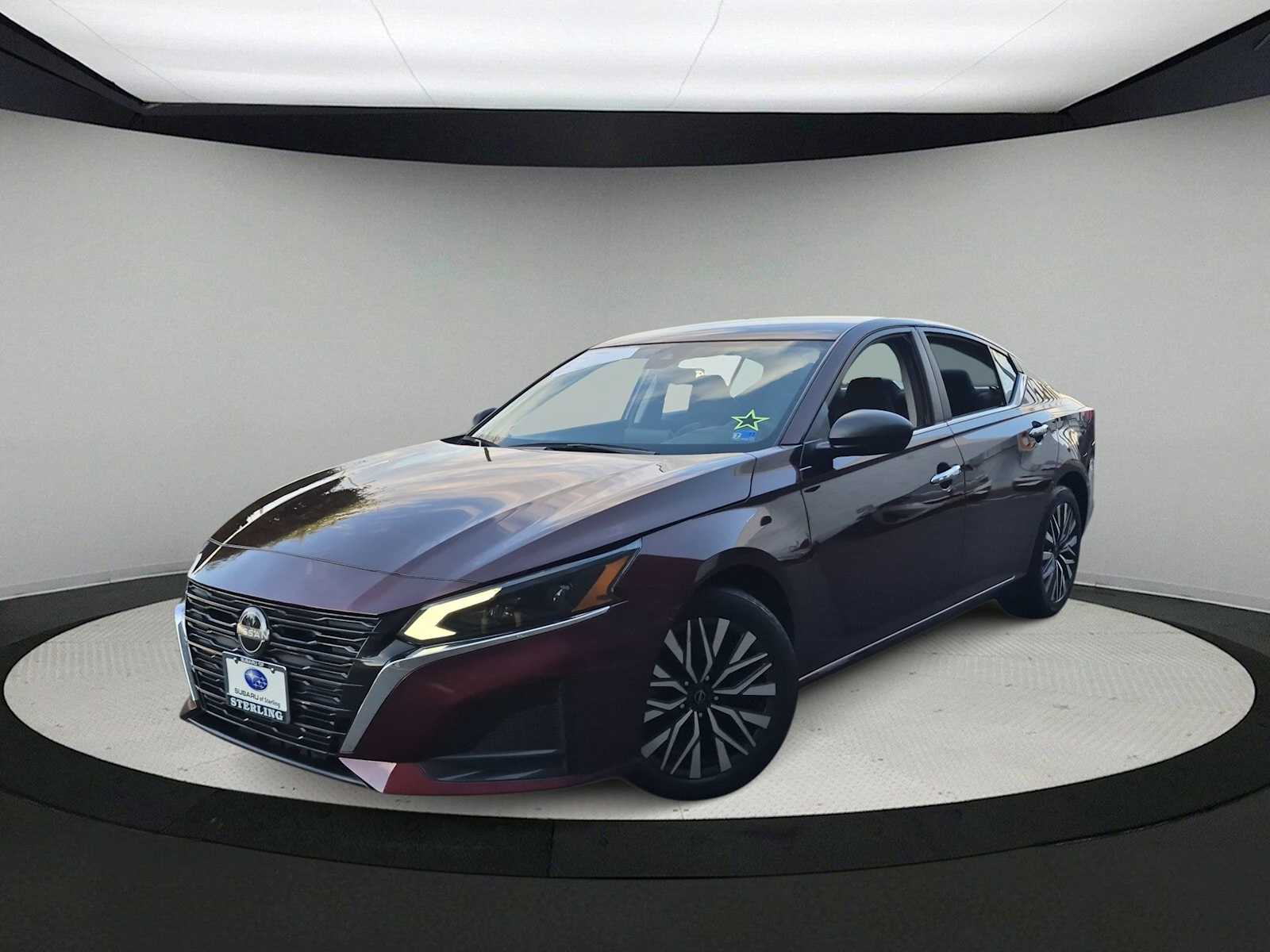 Featured Used 2024 Nissan Altima 2.5 SV Sedan for Sale near Herndon, VA