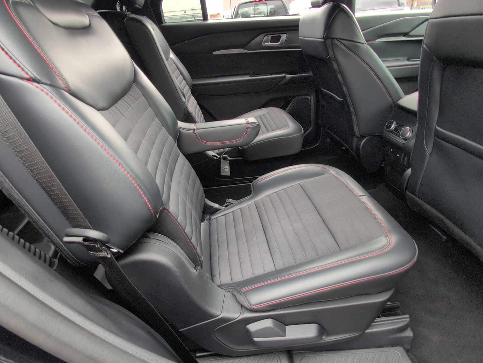 Thumbnail: 2025 Ford Explorer - 20