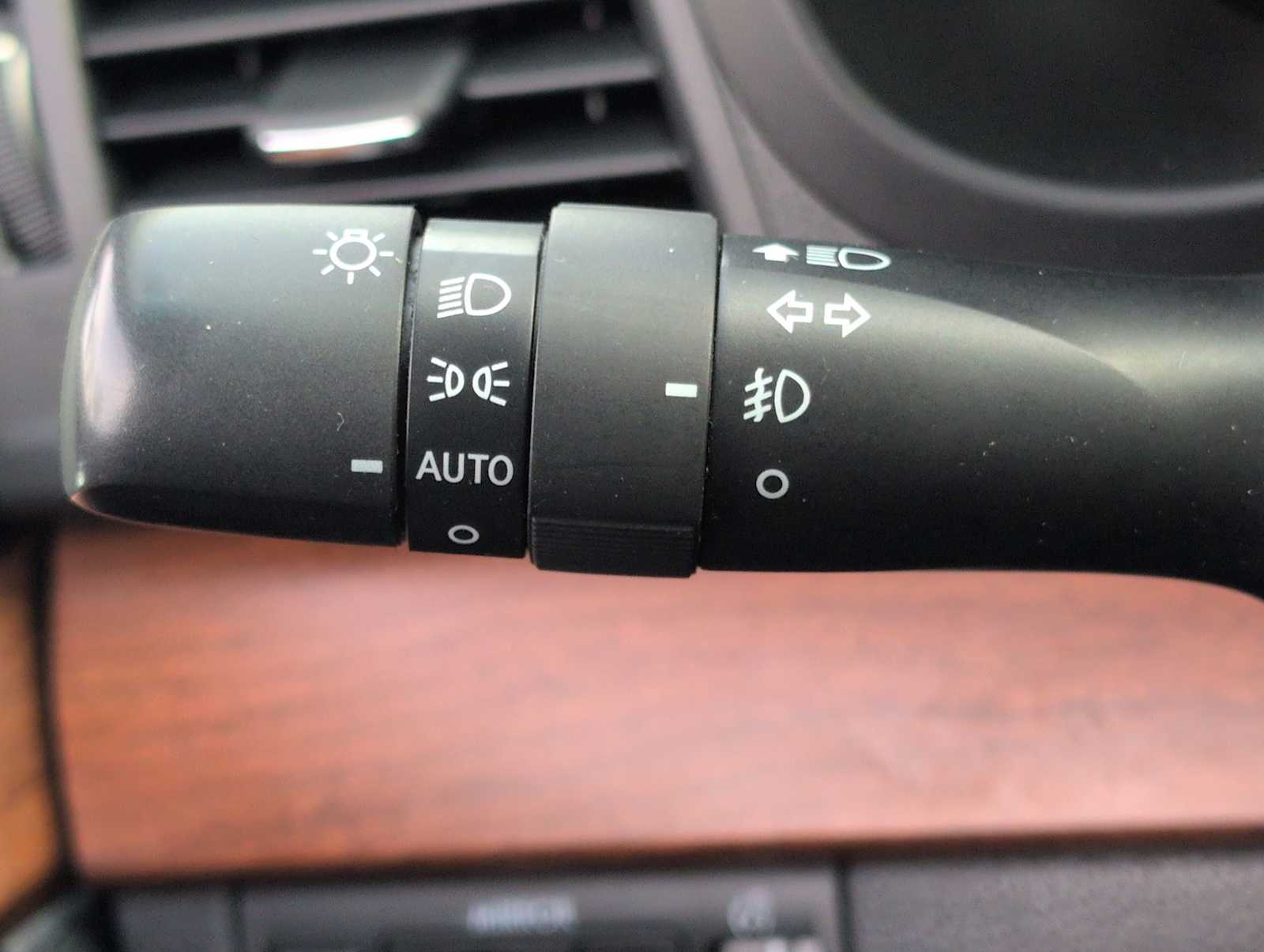 Thumbnail: 2013 Subaru Outback - 26