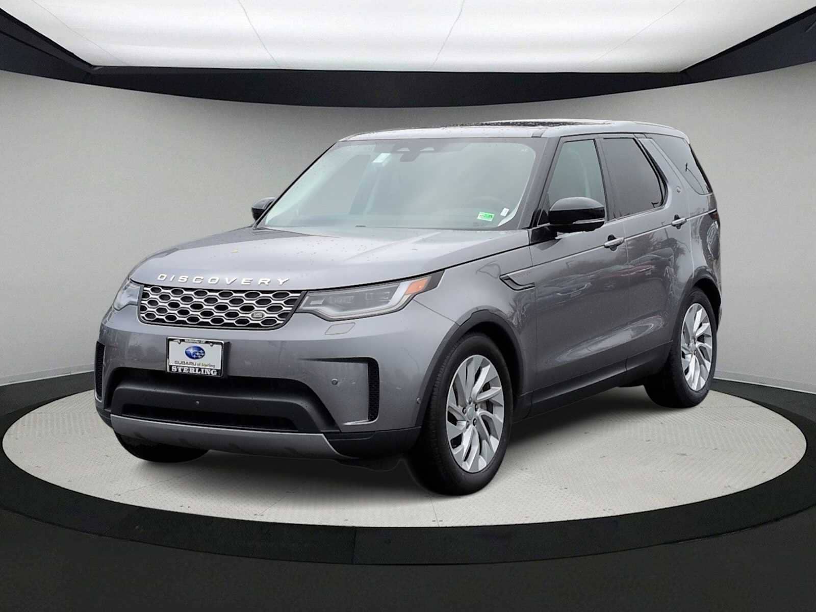 Thumbnail: 2024 Land Rover Discovery - 4