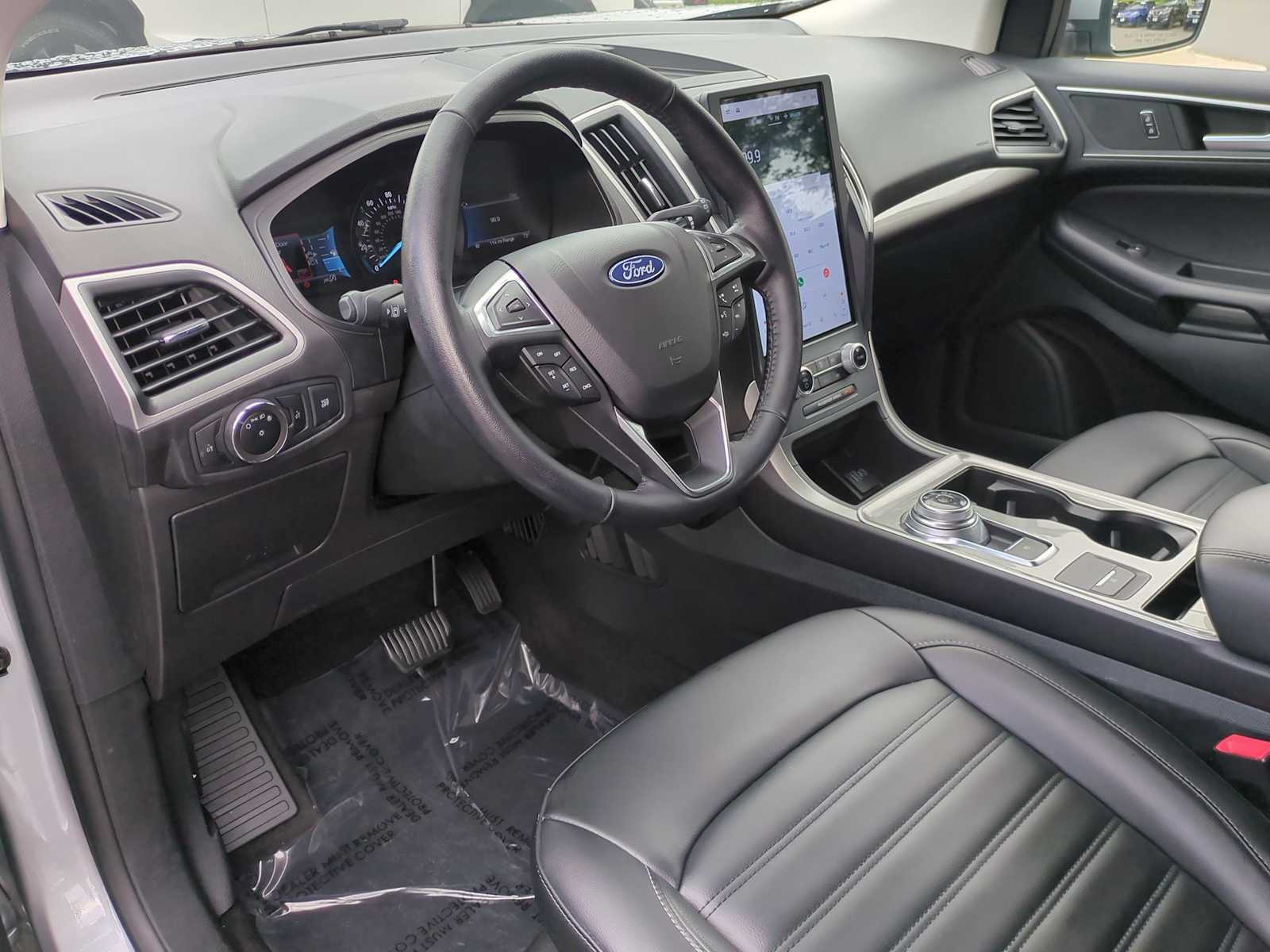 Thumbnail: 2023 Ford Edge - 10