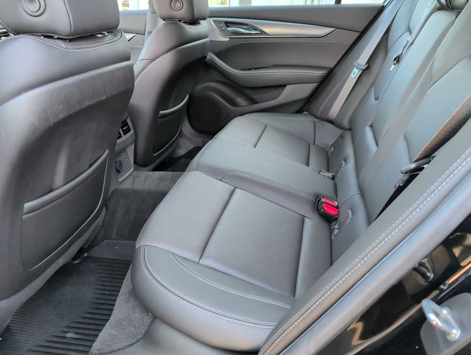 Thumbnail: 2022 Cadillac CT5 - 19