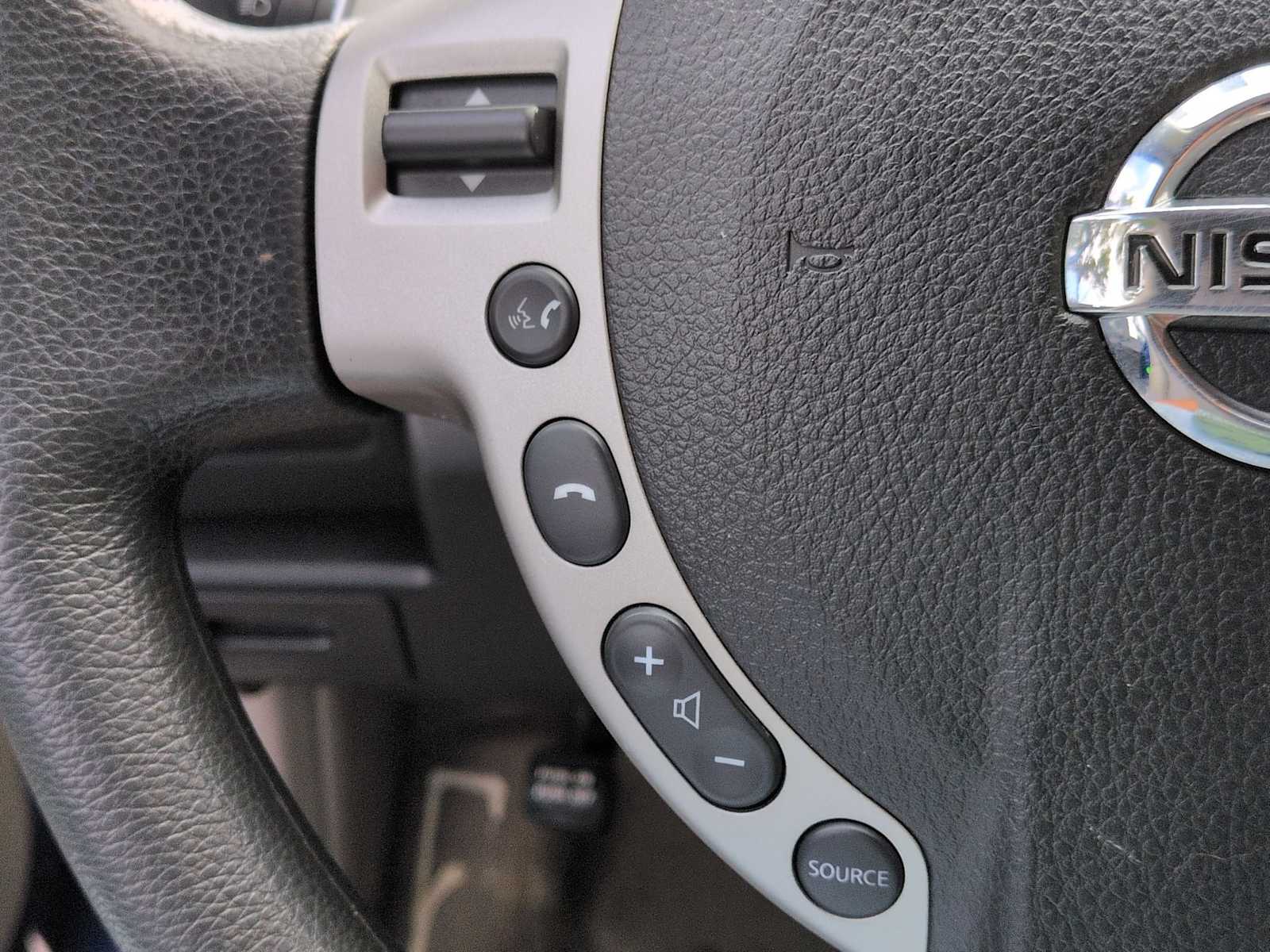 Thumbnail: 2008 Nissan Rogue - 24