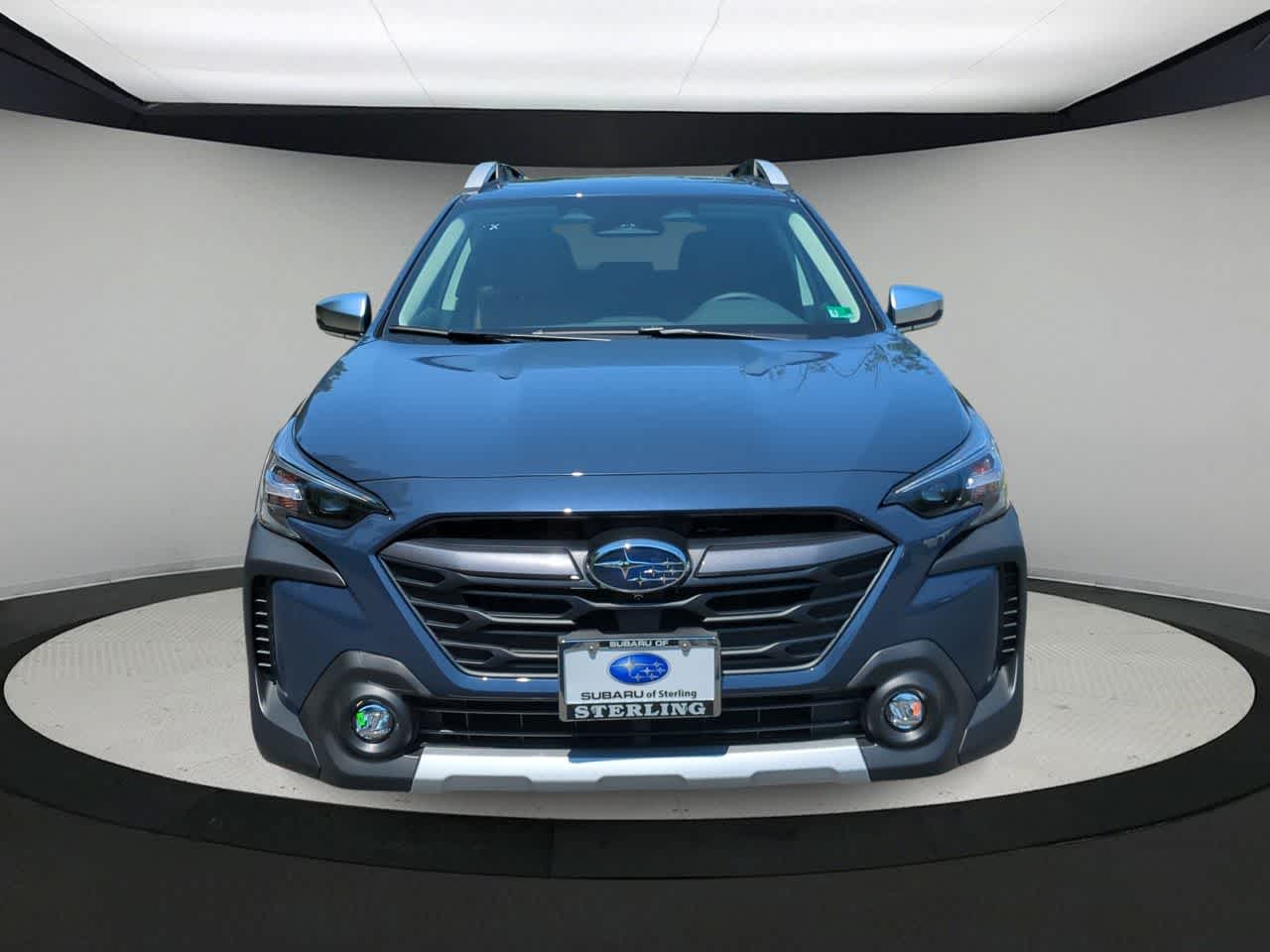 2025 Subaru Outback Touring XT photo 3