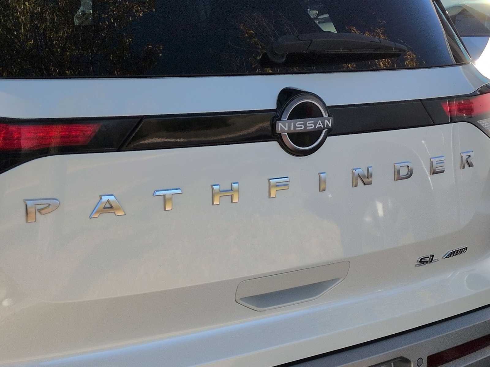 Thumbnail: 2022 Nissan Pathfinder - 13