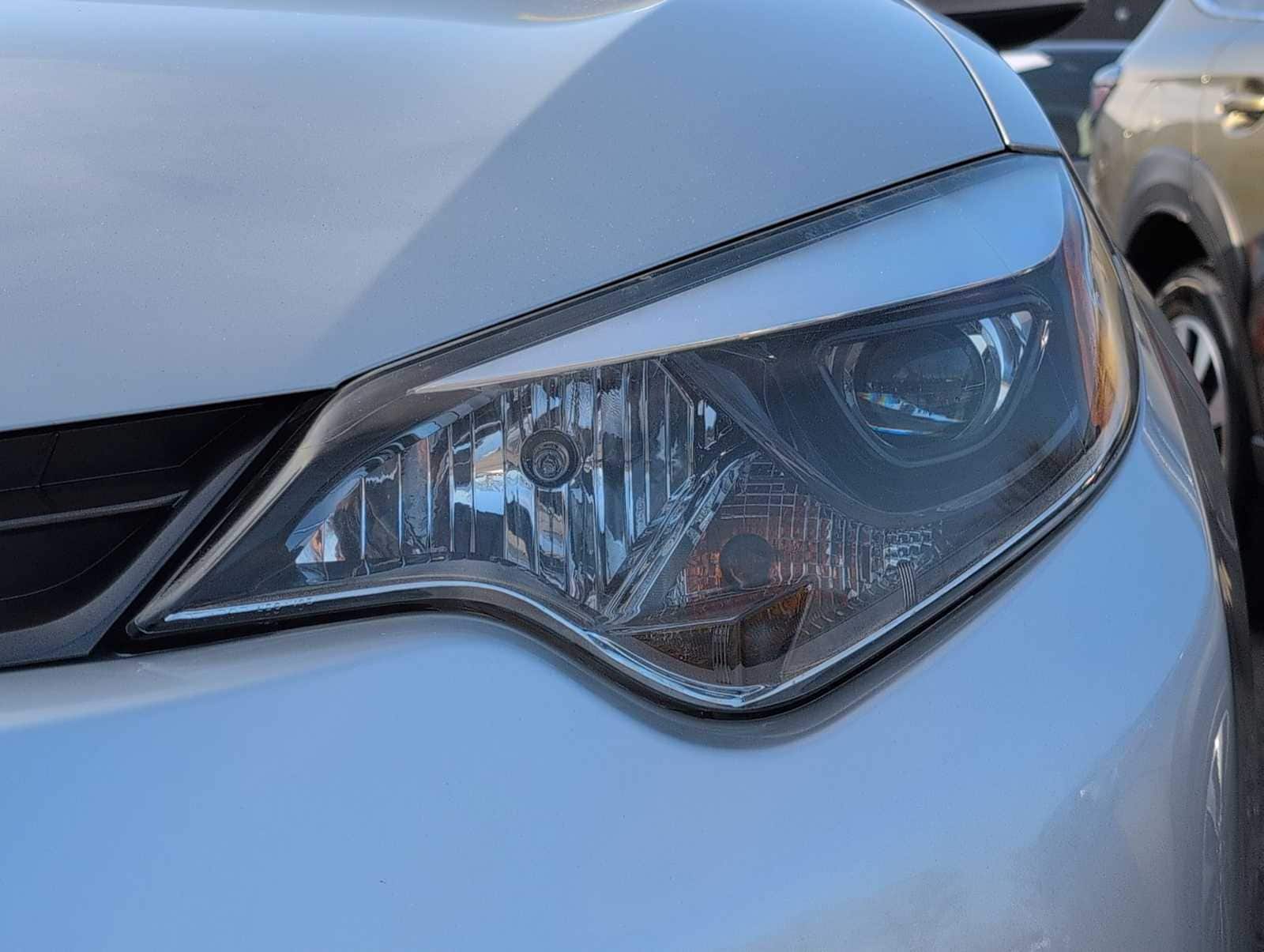 Thumbnail: 2016 Toyota Corolla - 11