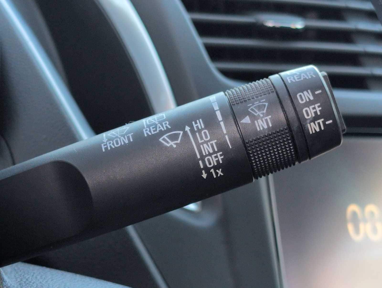 Thumbnail: 2015 Chevrolet Trax - 26