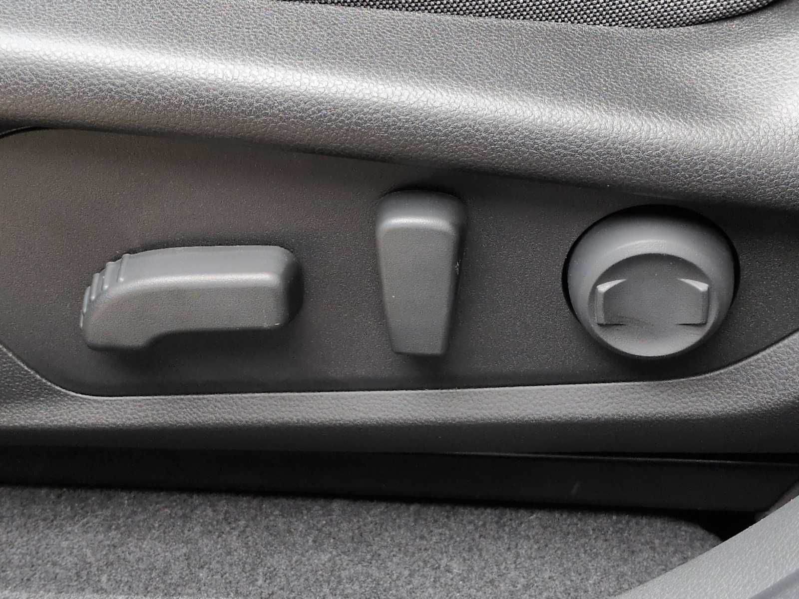 Thumbnail: 2025 Subaru Crosstrek - 18