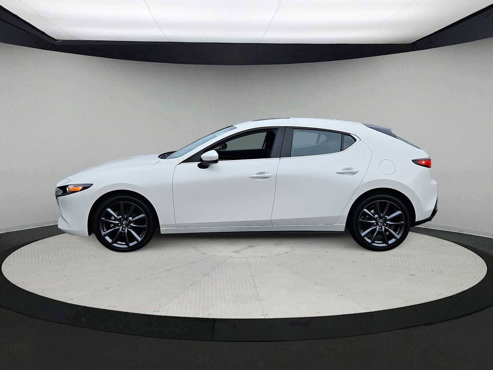 Thumbnail: 2024 Mazda Mazda3 - 5