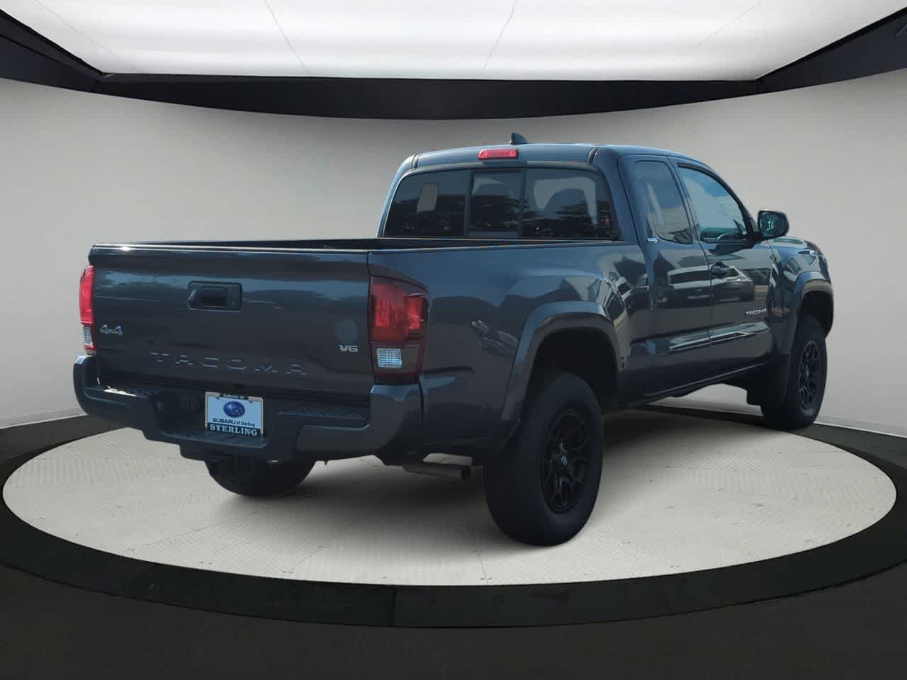 Thumbnail: 2022 Toyota Tacoma - 8