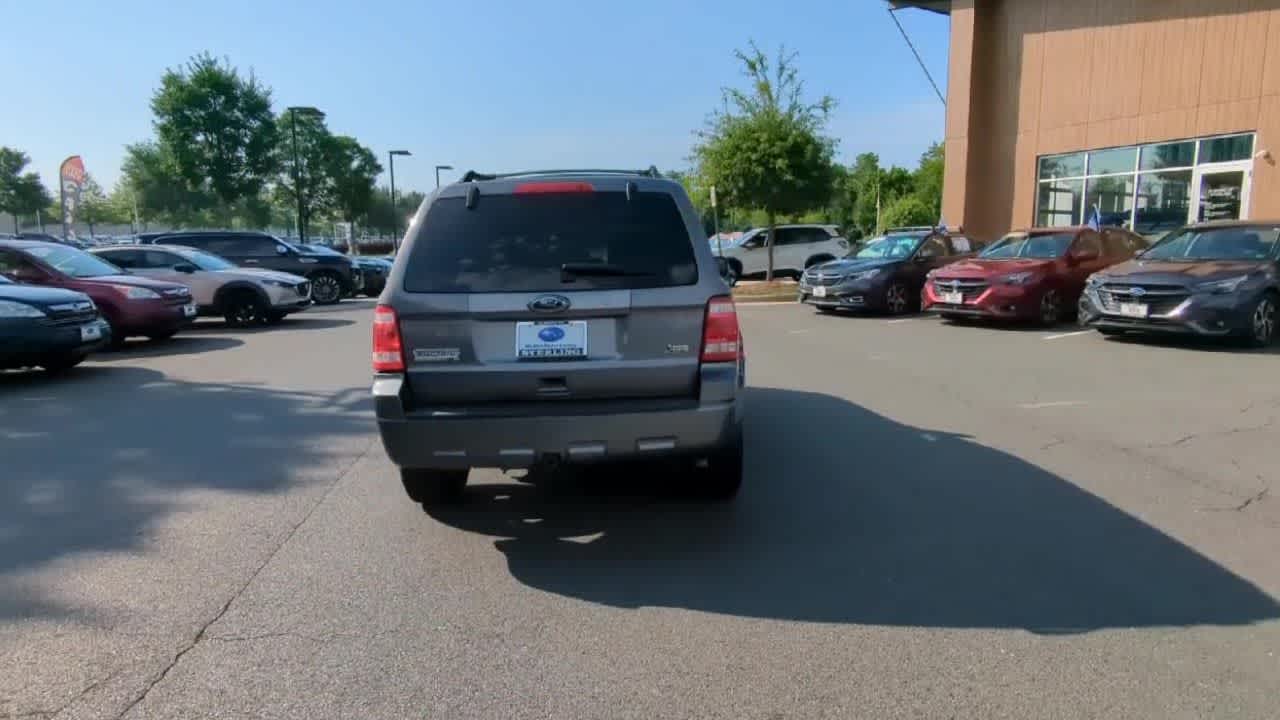 Thumbnail: 2010 Ford Escape - 7