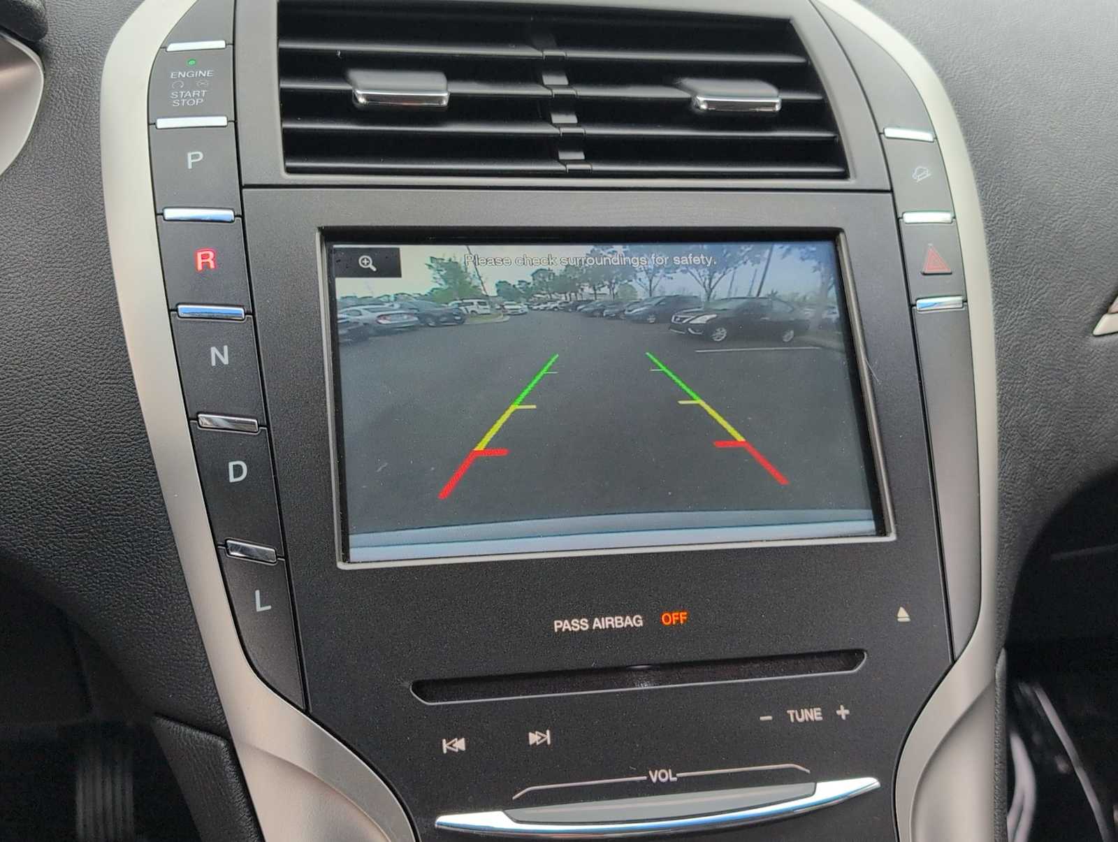 Thumbnail: 2014 Lincoln MKZ - 28