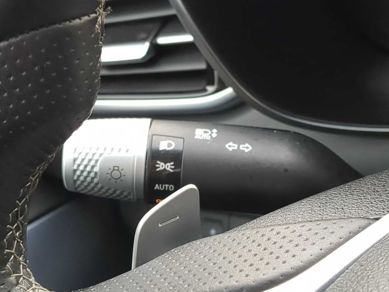 Thumbnail: 2024 Genesis G70 - 27