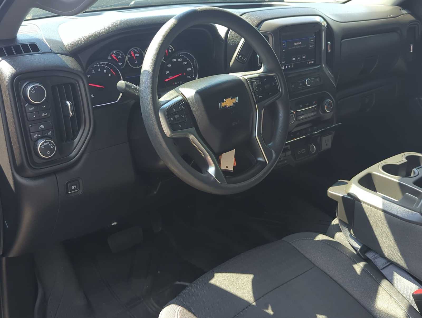 Thumbnail: 2022 Chevrolet Silverado 1500 - 16