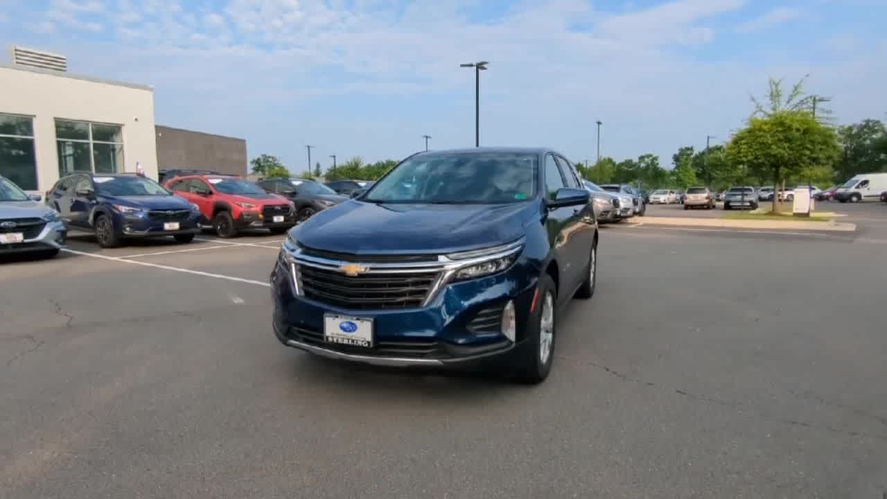 2022 Chevrolet Equinox LT photo 3
