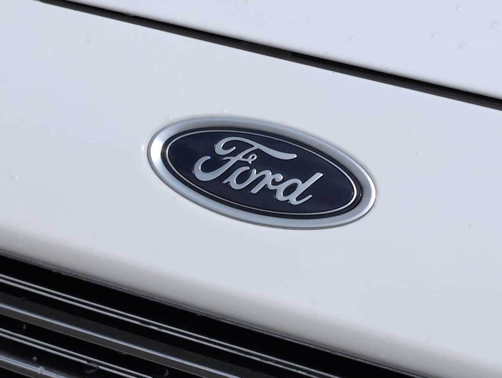 Thumbnail: 2013 Ford Fusion - 12